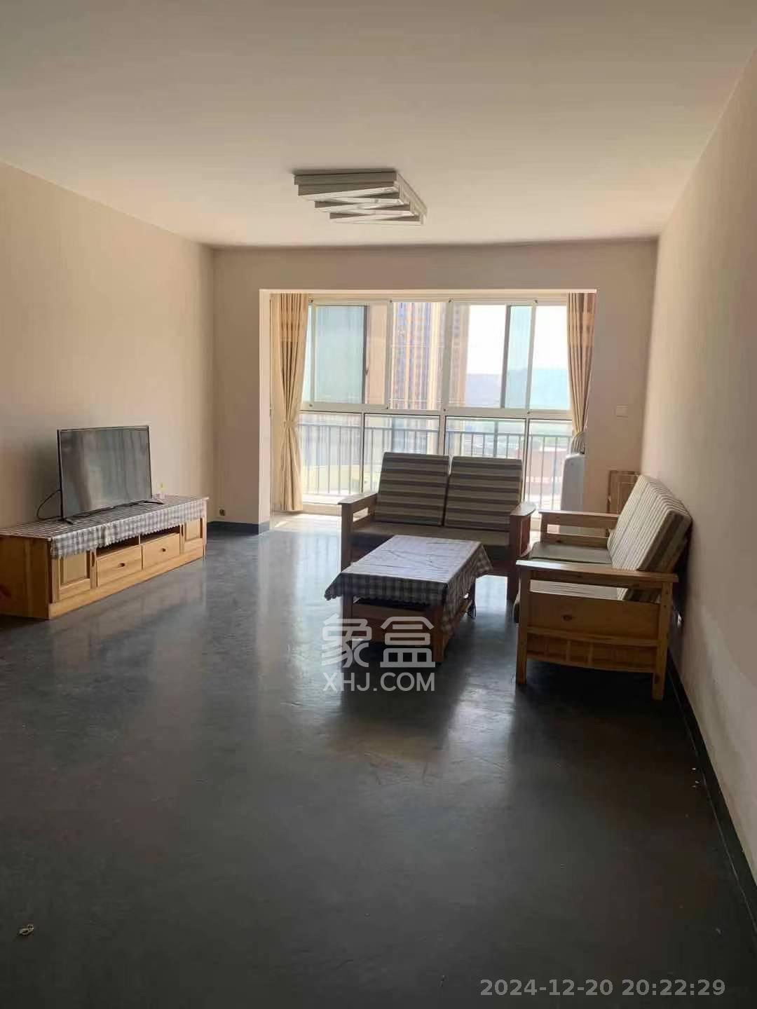 和润园一、二期 3室2厅2卫 2400.0元/月 和润园一、二期 3室2厅2卫 2400.0元/月室内图