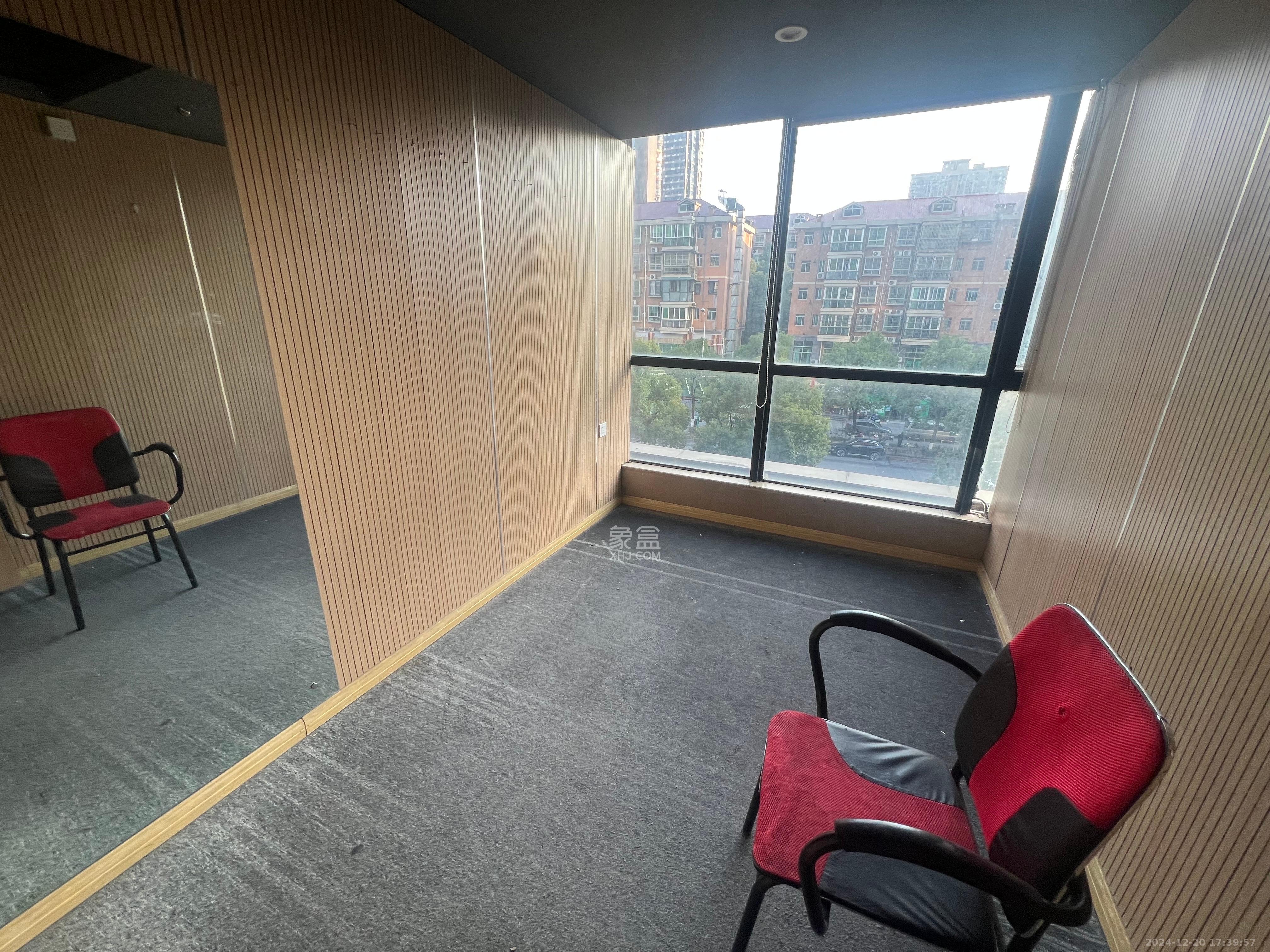 博林金谷   893.79㎡     37500.00元/月室内图