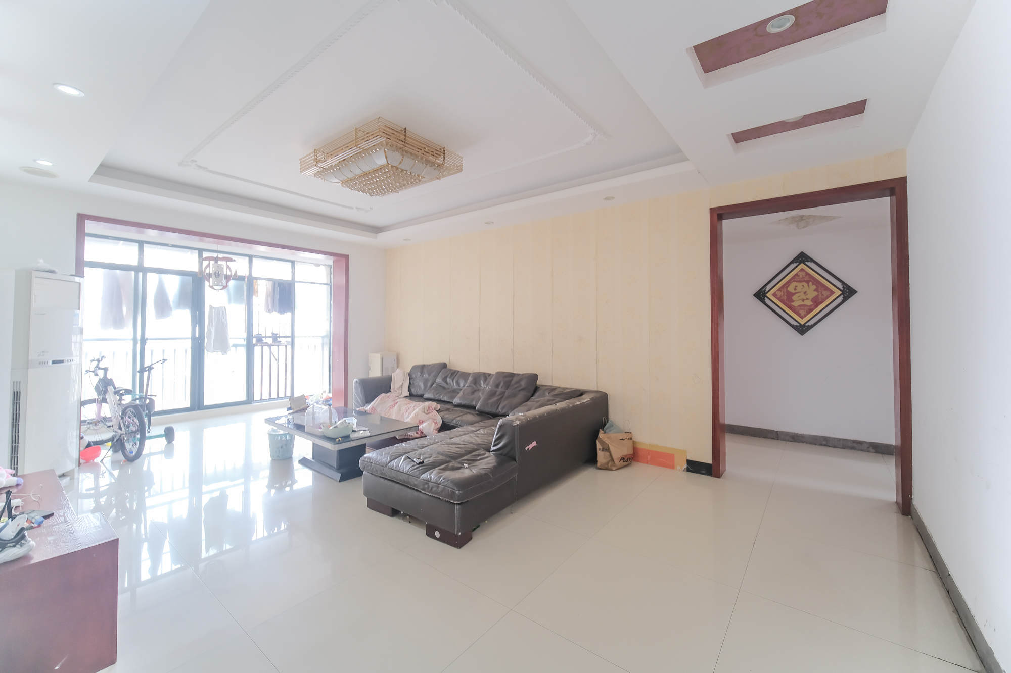 圆梦完美生活 3室2厅2卫 76.0万 圆梦完美生活 3室2厅2卫 76.0万客厅