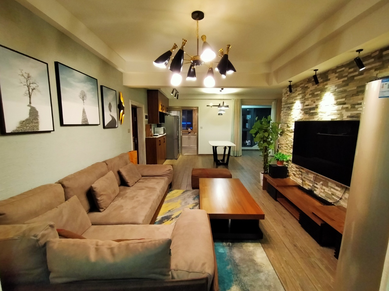 新城吾悦广场 2室1厅1卫 196.0万 新城吾悦广场 2室1厅1卫 196.0万室内图