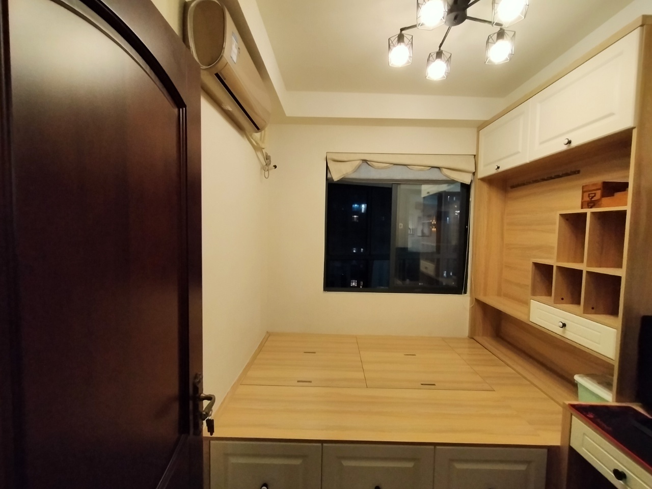 新城吾悦广场 2室1厅1卫 196.0万 新城吾悦广场 2室1厅1卫 196.0万室内图