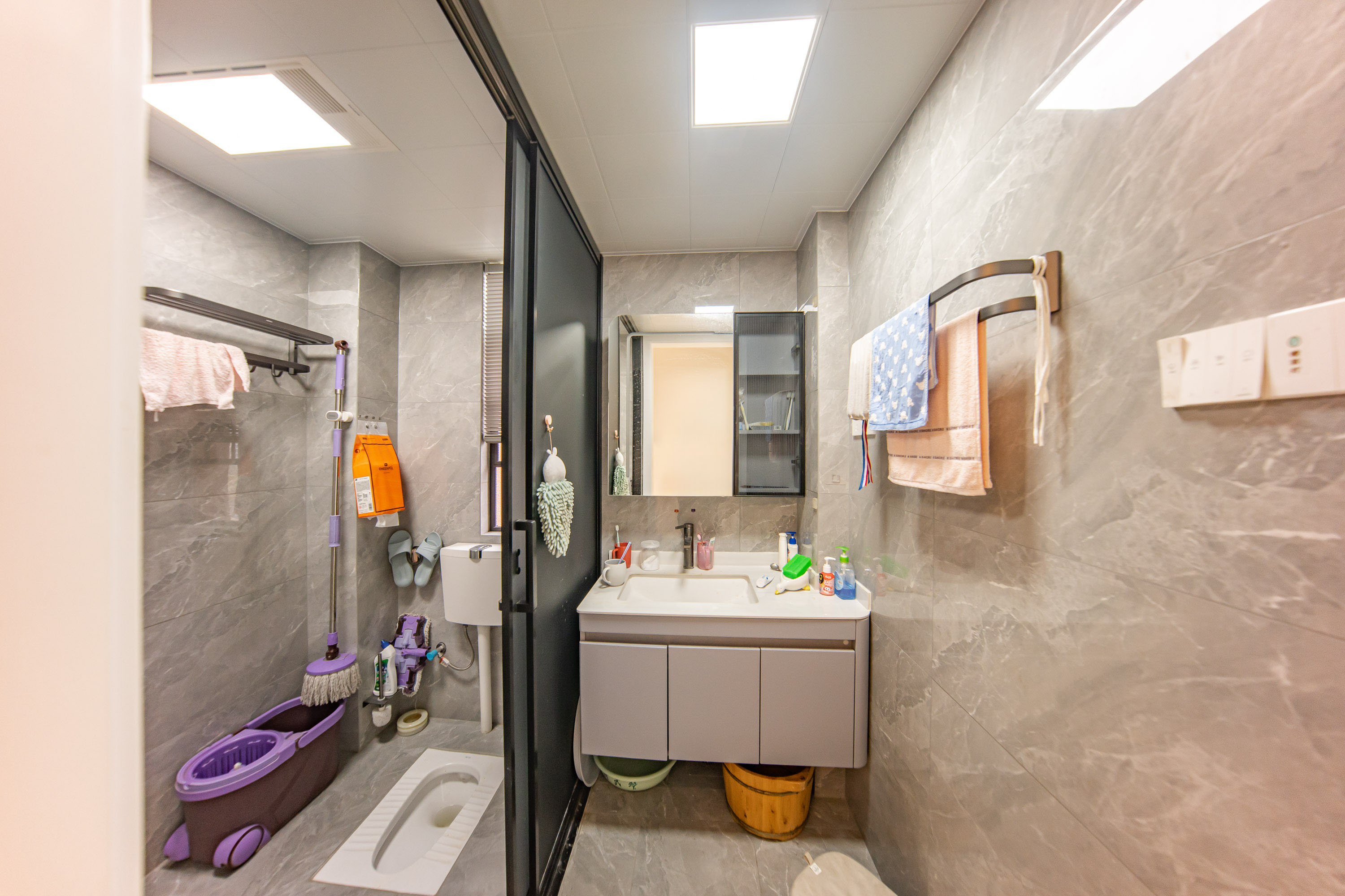 江山帝景雅墅(普罗旺斯) 4室2厅2卫 266.0万 江山帝景雅墅(普罗旺斯) 4室2厅2卫 266.0万卫生间