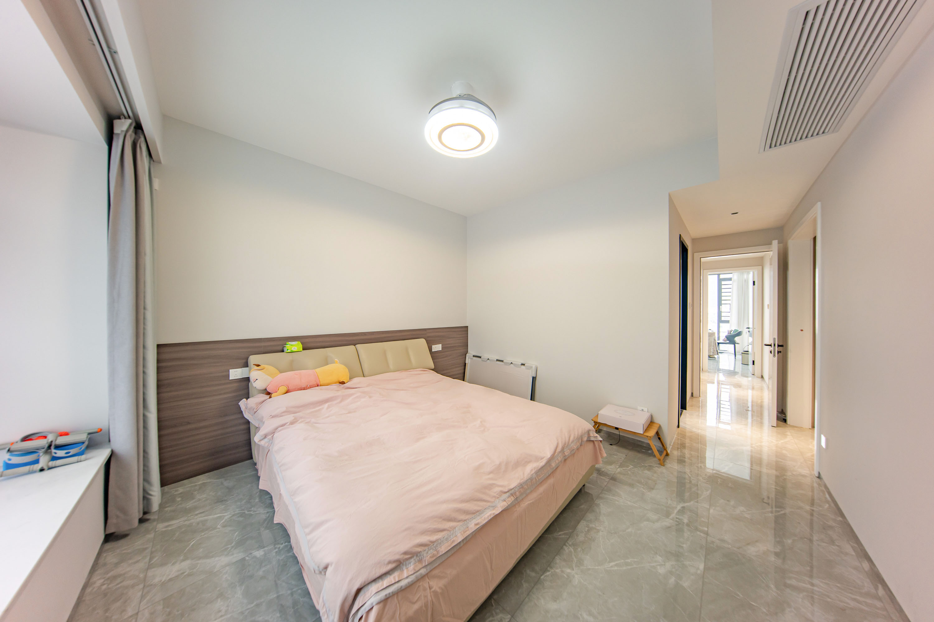 江山帝景雅墅(普罗旺斯) 4室2厅2卫 266.0万 江山帝景雅墅(普罗旺斯) 4室2厅2卫 266.0万卧室