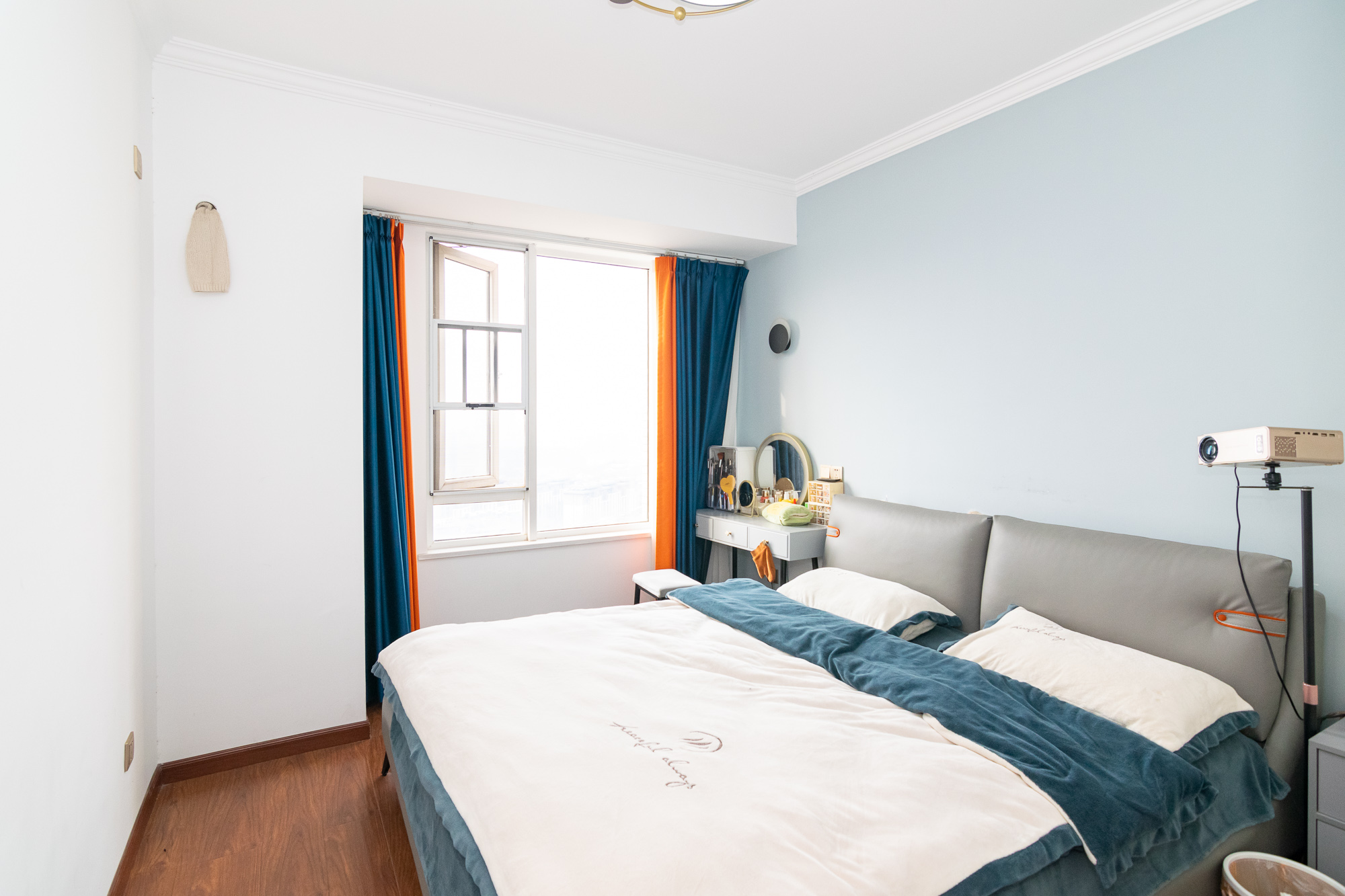 金地三千府（金地湖山樾、金地自在城）  2室1厅1卫    58.8万卧室