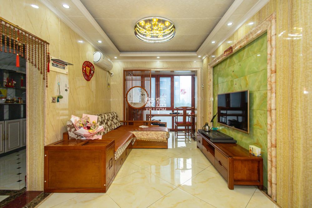 恒基凯旋门一二期  3室2厅1卫    72.8万