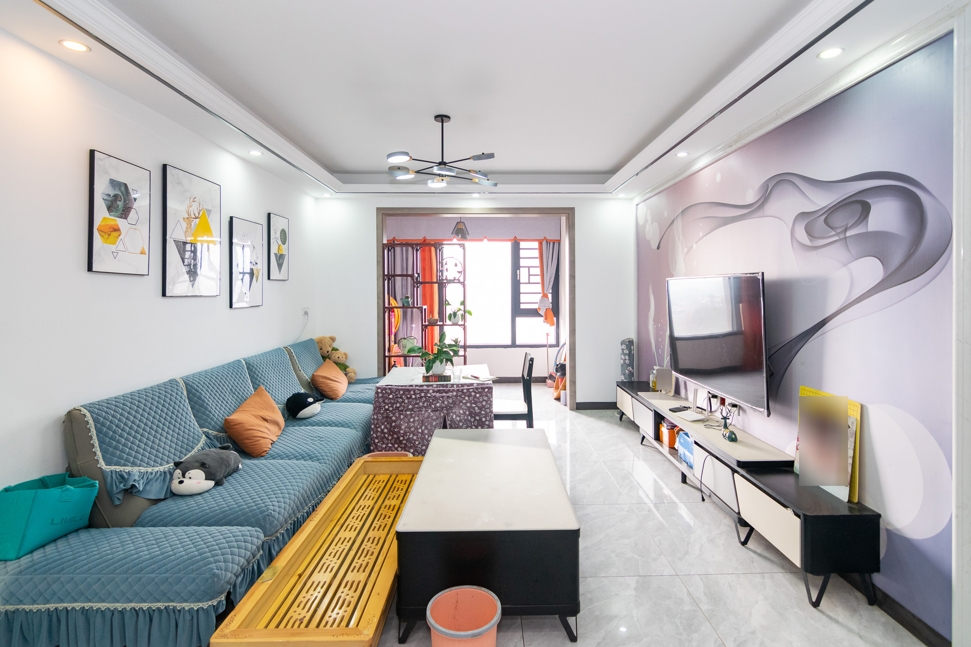 金地三千府(金地湖山樾、金地自在城)  3室2厅2卫    92.0万 金地三千府(金地湖山樾、金地自在城)  3室2厅2卫    92.0万