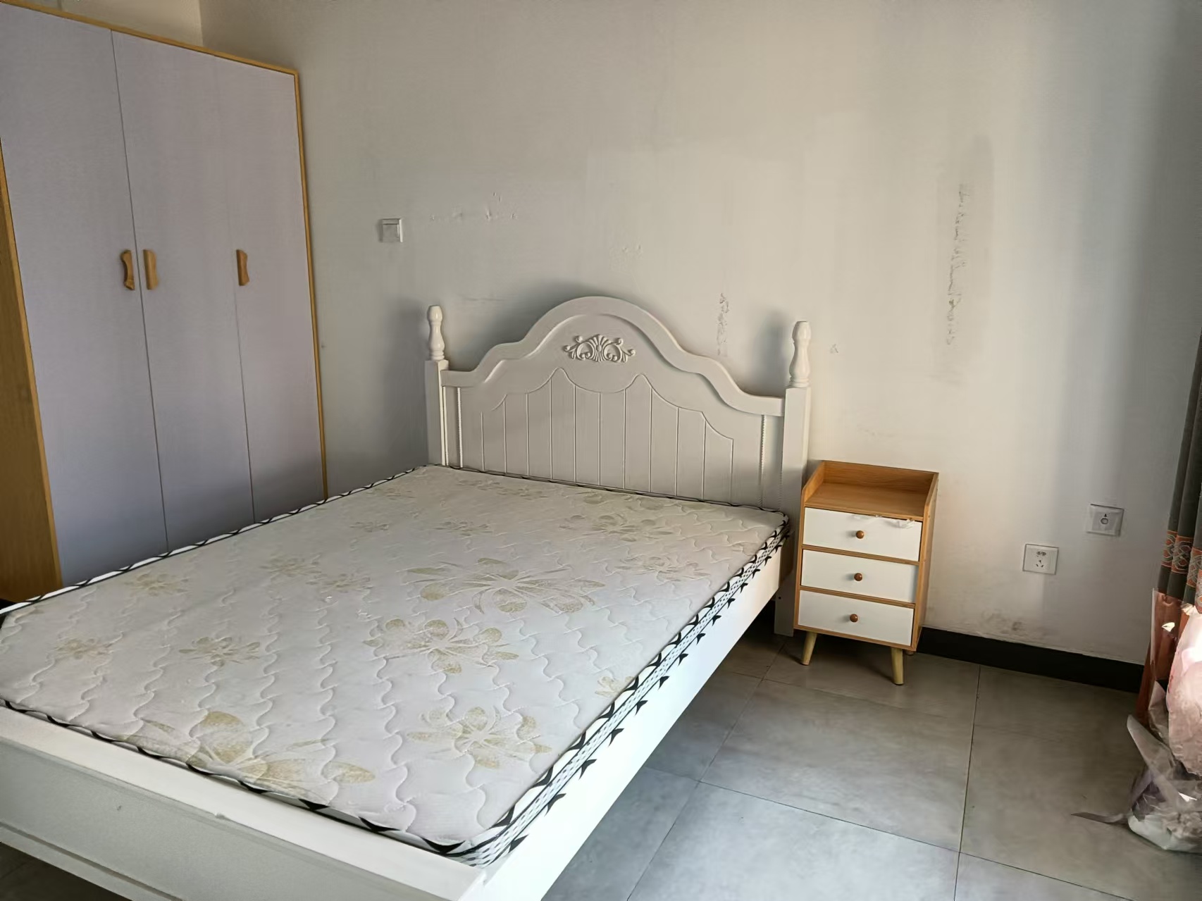 保利城(中航城国际社区、郡原美村)  3室2厅1卫    2000.0元/月 保利城(中航城国际社区、郡原美村)  3室2厅1卫    2000.0元/月室内图