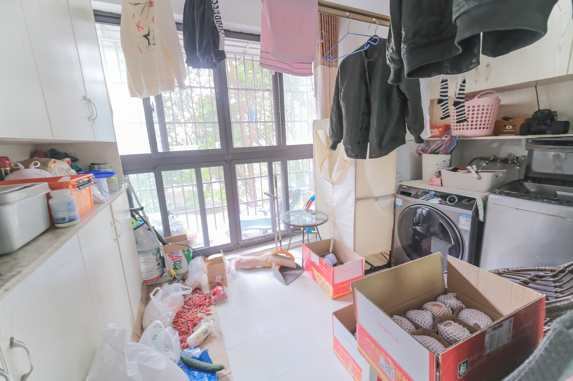 保利香槟国际  3室2厅1卫   70.00万阳台