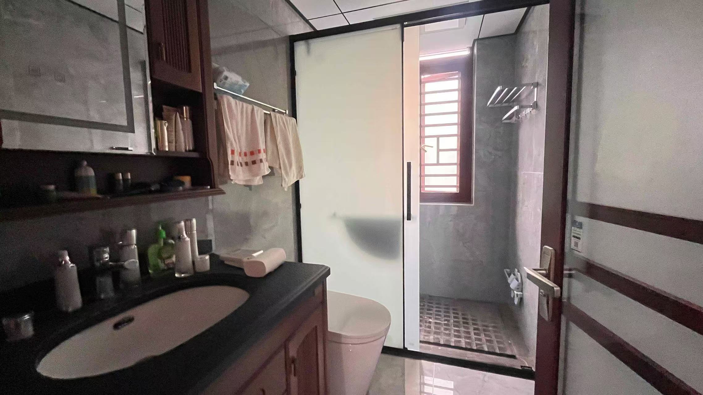 五江碧桂园城市广场 4室2厅2卫 188.0万 五江碧桂园城市广场 4室2厅2卫 188.0万室内图