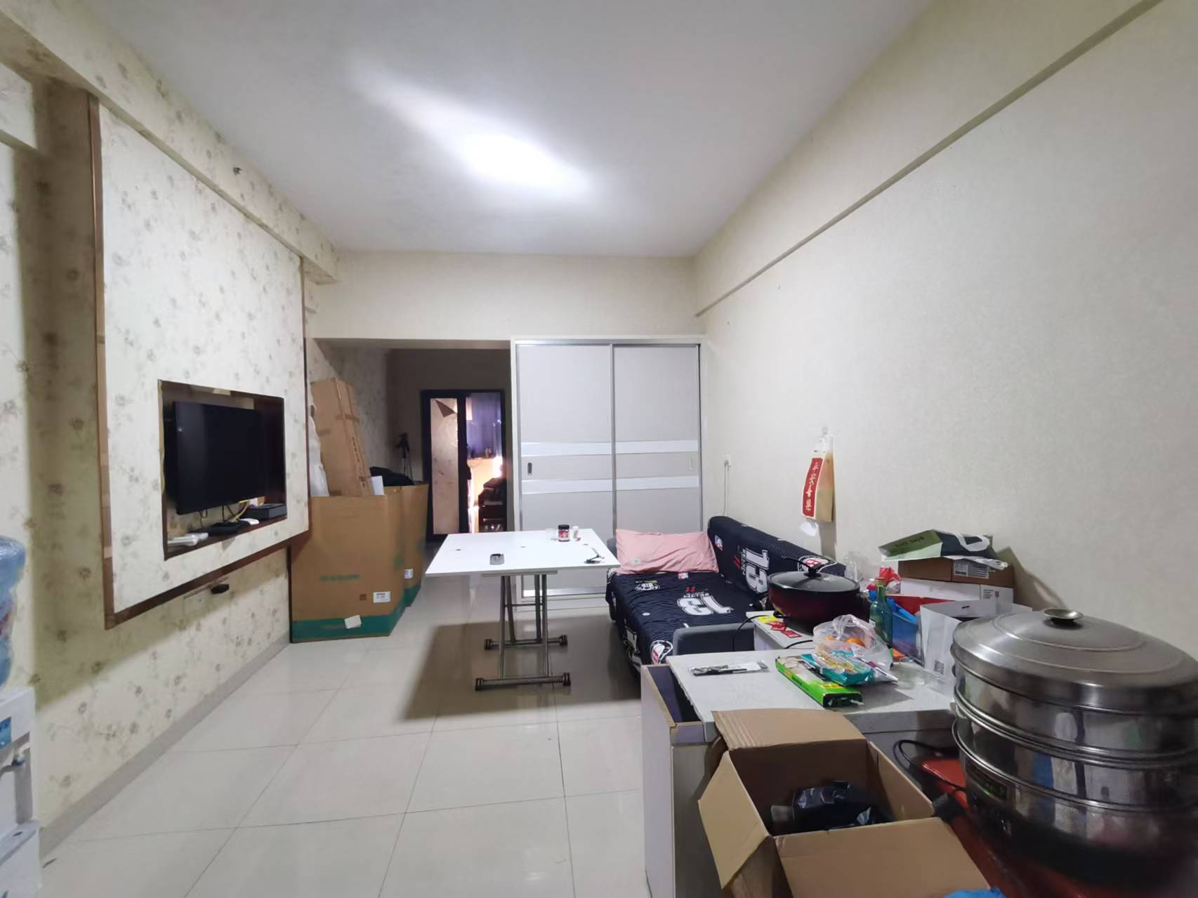 中建芙蓉嘉苑  1室1厅1卫   1600.00元/月室内图