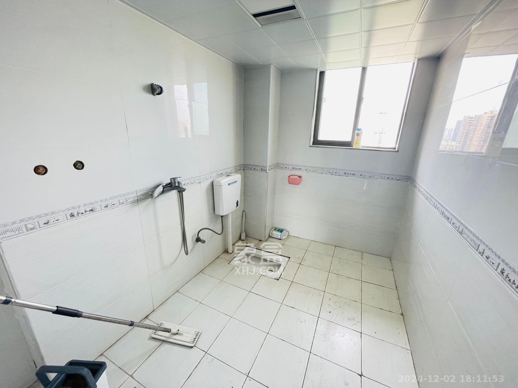 博雅公寓  3室1厅1卫    3000.0元/月室内图