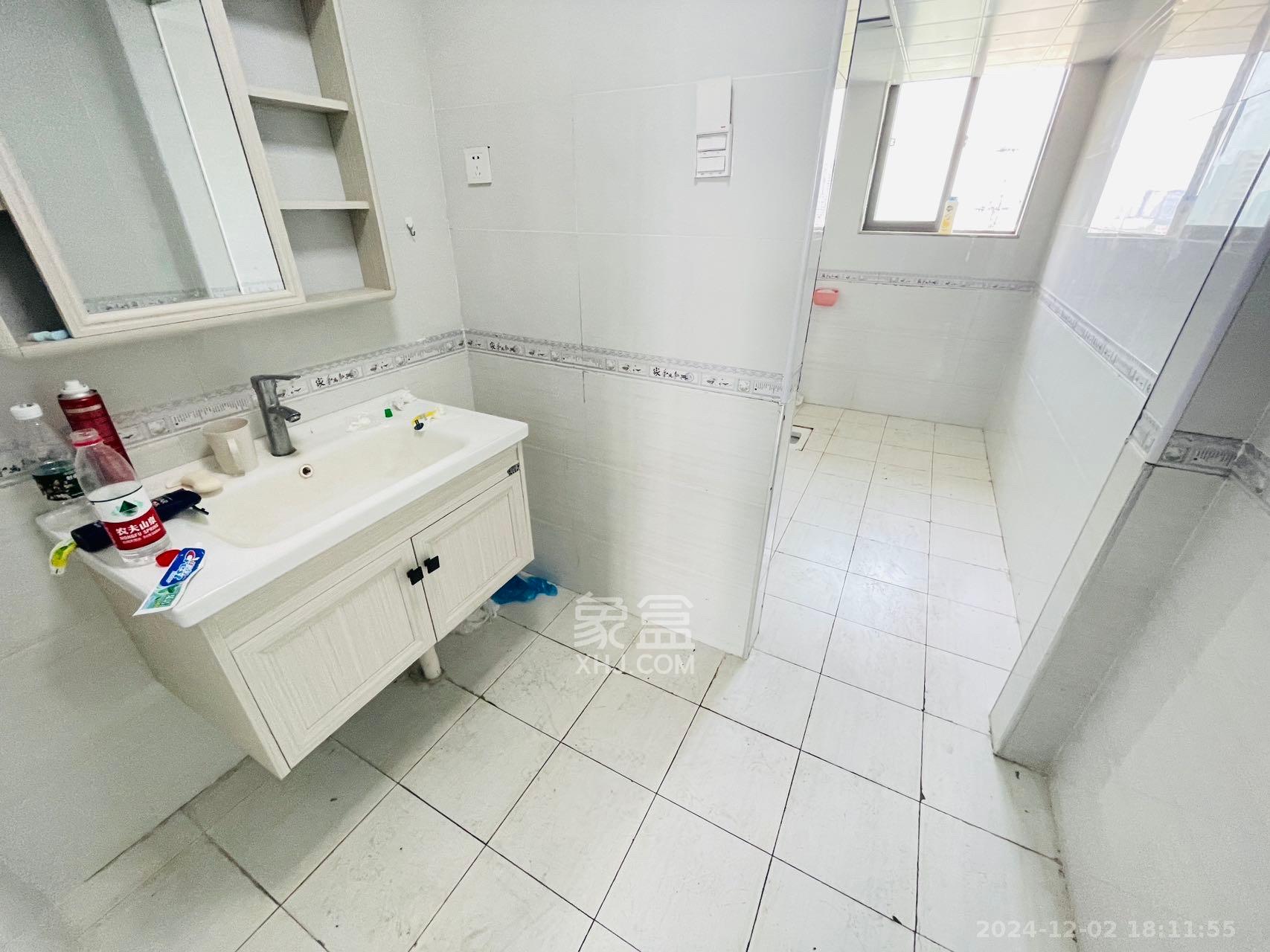 博雅公寓  3室1厅1卫    3000.0元/月室内图