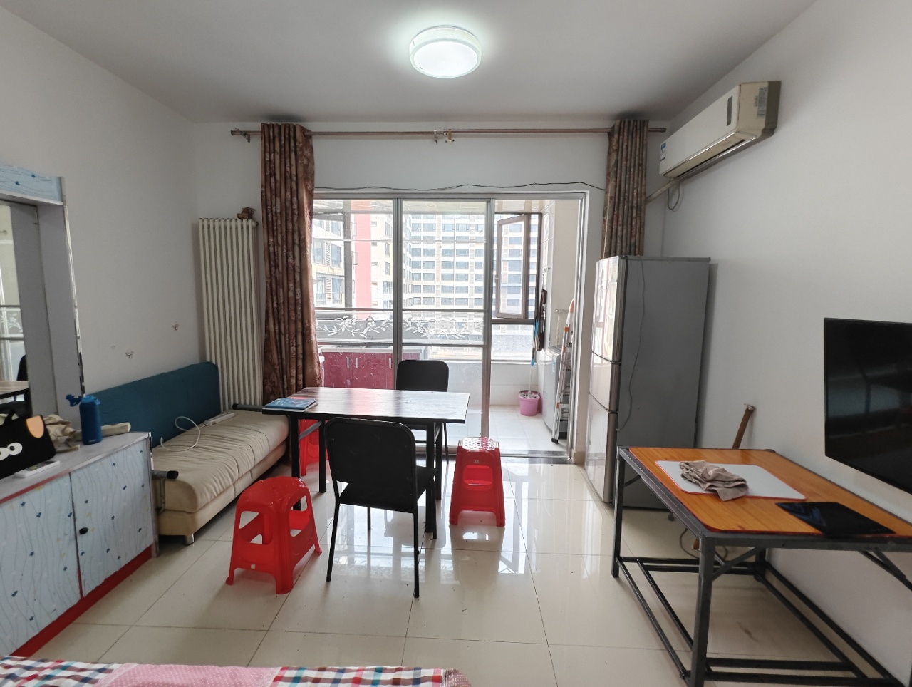 怡海星城 1室1厅1卫 900.0元/月 怡海星城 1室1厅1卫 900.0元/月室内图