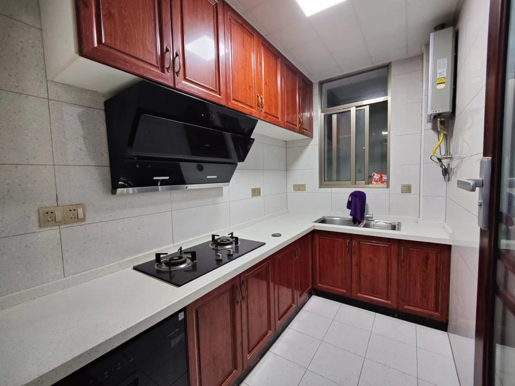 百弘学府城  2室1厅1卫    65.8万 百弘学府城  2室1厅1卫    65.8万室内图