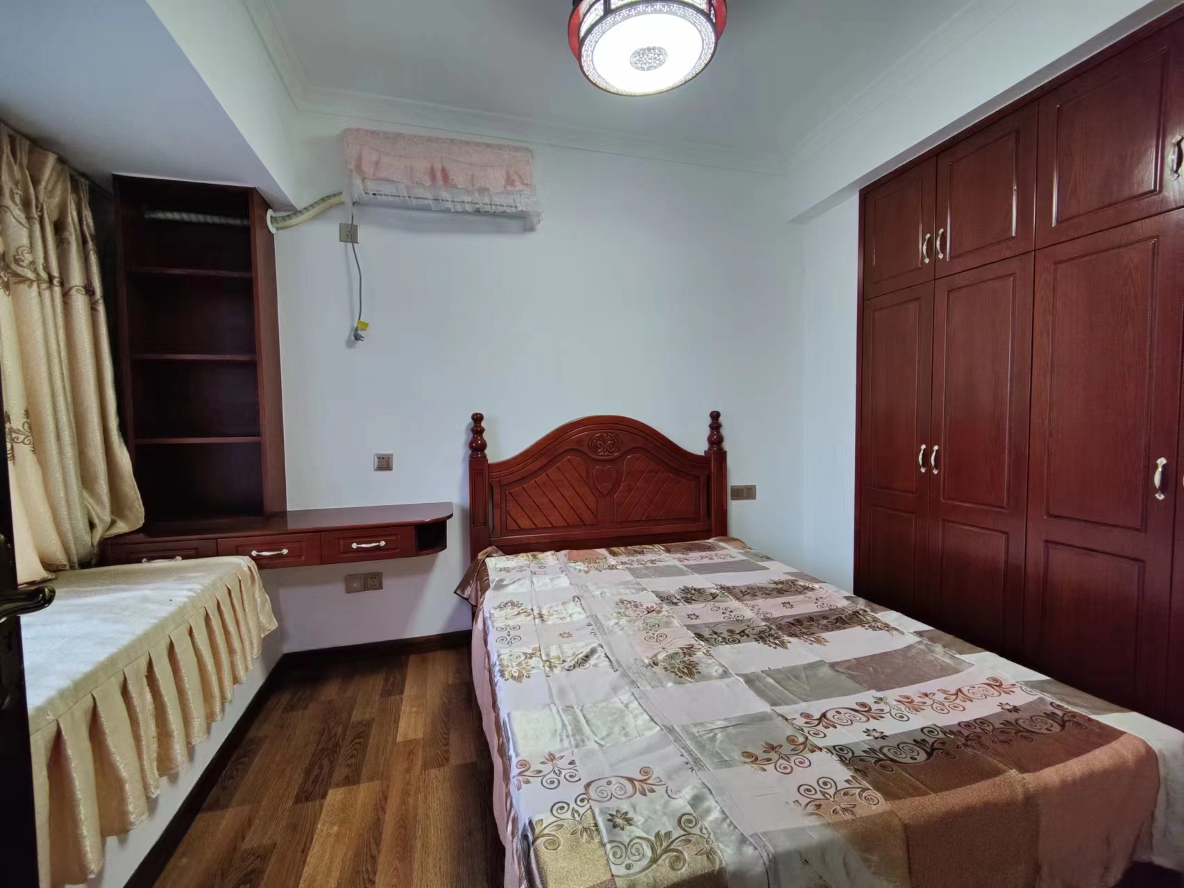 百弘学府城  2室1厅1卫    65.8万 百弘学府城  2室1厅1卫    65.8万室内图