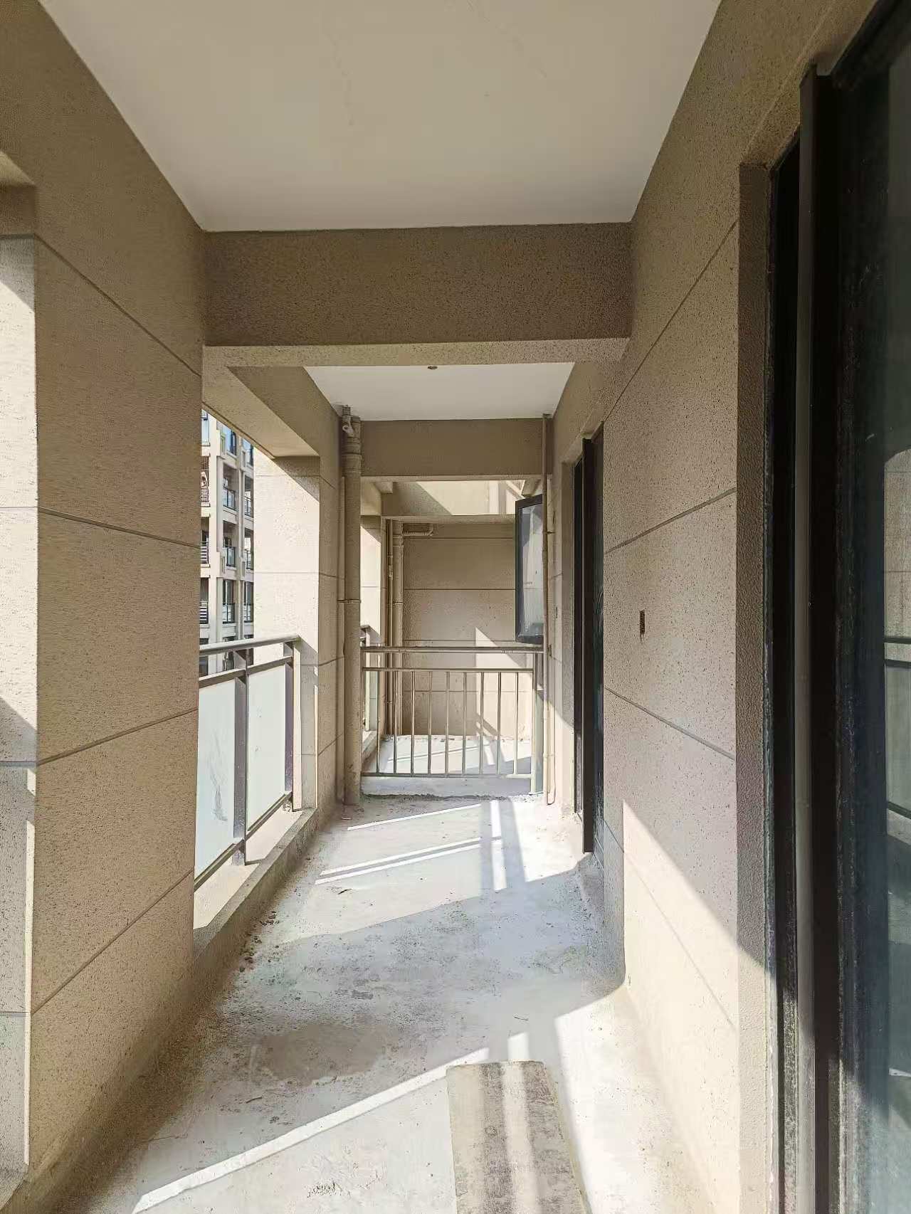 滨海新天地 3室2厅2卫 226.0万 滨海新天地 3室2厅2卫 226.0万室内图