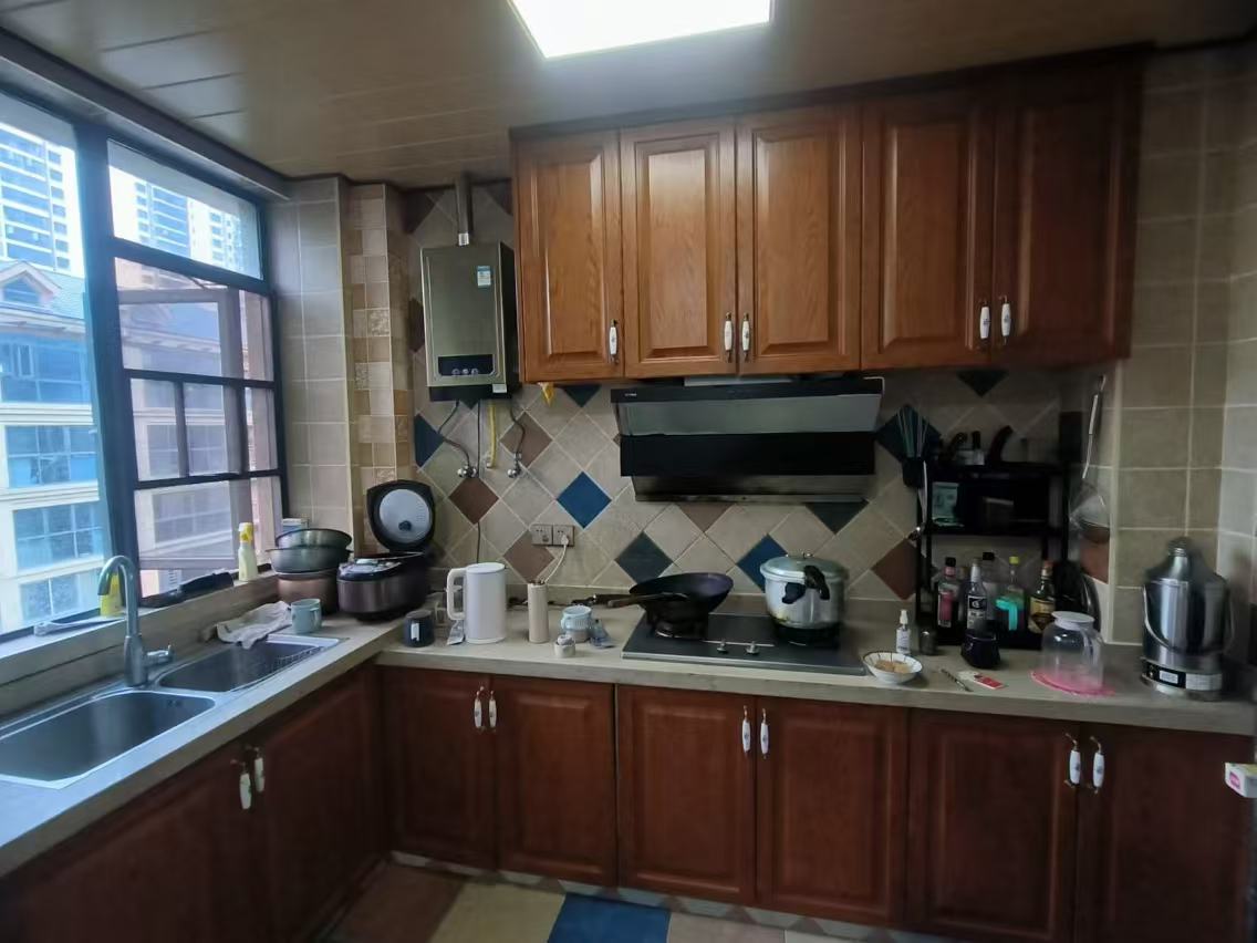 桂花城 3室2厅2卫 73.8万 桂花城 3室2厅2卫 73.8万室内图