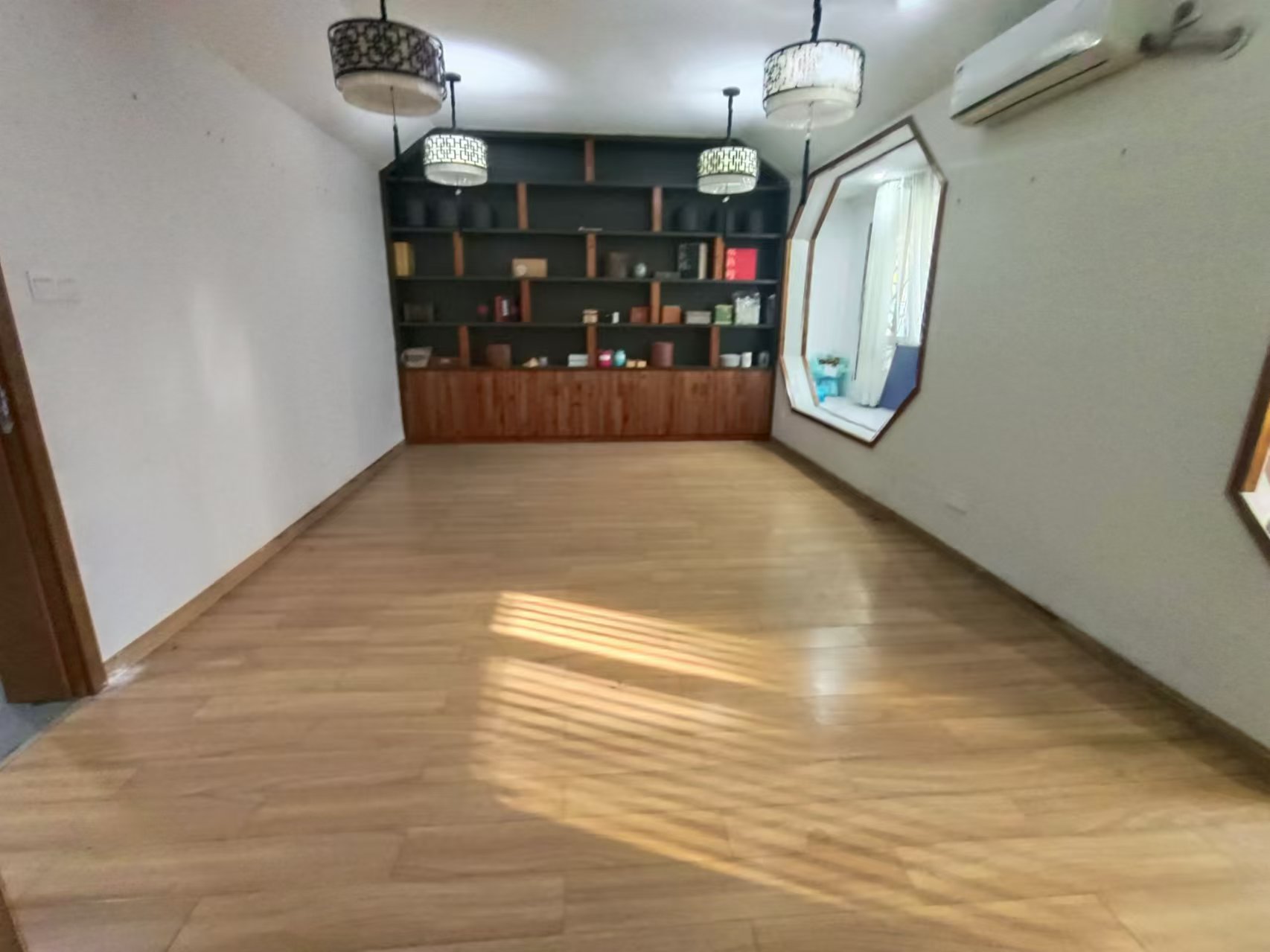 佳兆业金域天下一期 4室2厅2卫 110.0万 佳兆业金域天下一期 4室2厅2卫 110.0万室内图