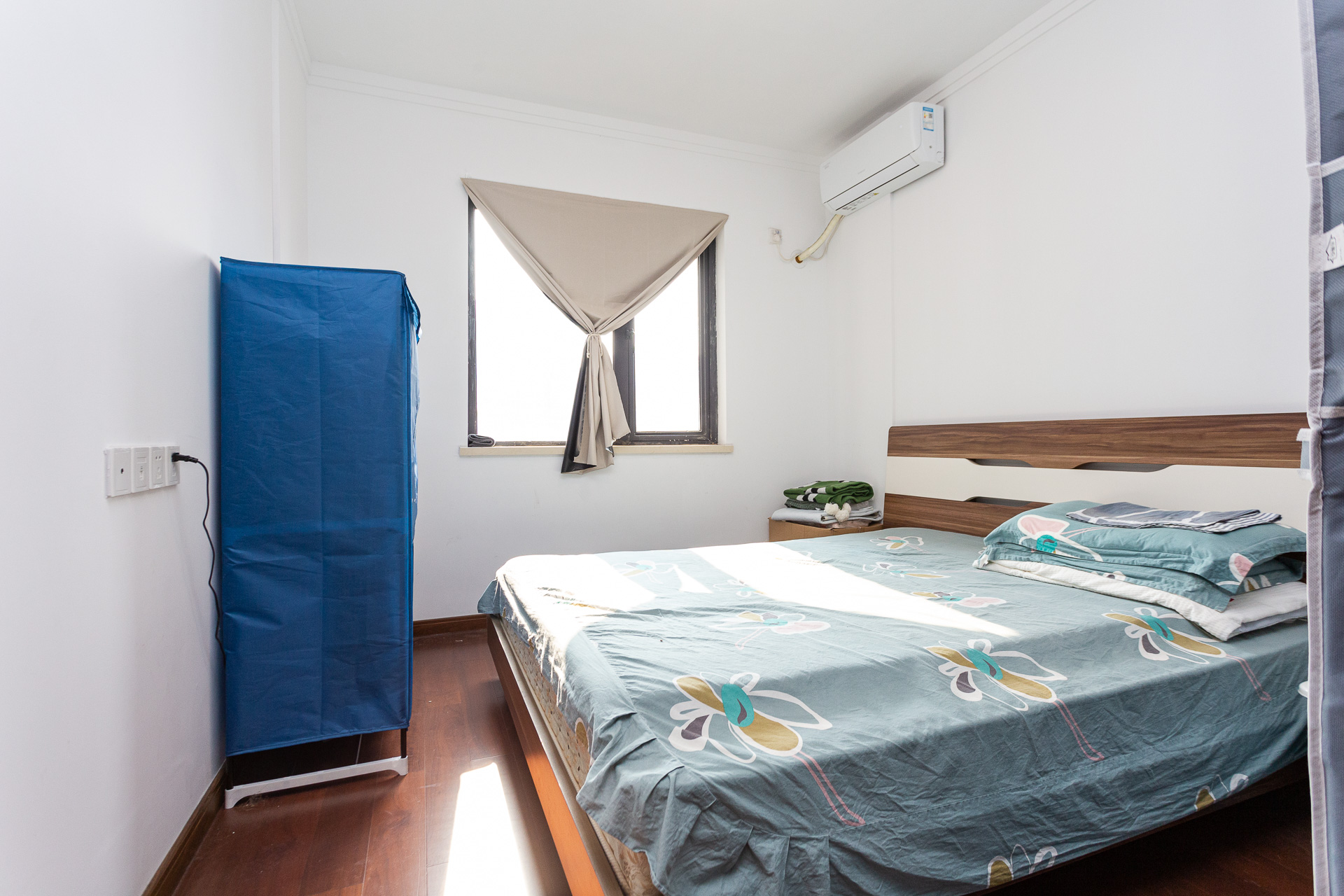 万润滨江天著 4室2厅2卫 132.0万 万润滨江天著 4室2厅2卫 132.0万卧室