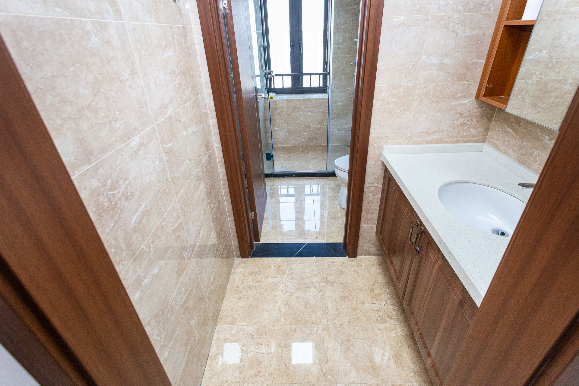 万润滨江天著 4室2厅2卫 165.0万 万润滨江天著 4室2厅2卫 165.0万卫生间