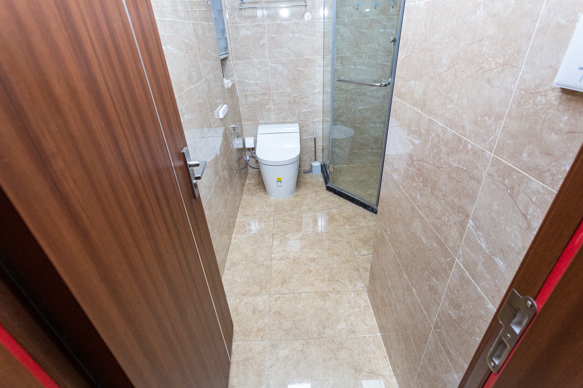 万润滨江天著 4室2厅2卫 165.0万 万润滨江天著 4室2厅2卫 165.0万卫生间