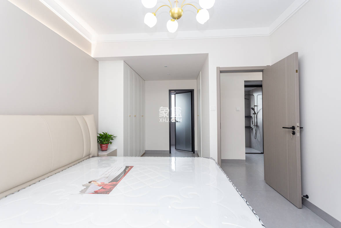 金湘苑(星澜之悦) 4室2厅2卫 117.0万 金湘苑(星澜之悦) 4室2厅2卫 117.0万卧室