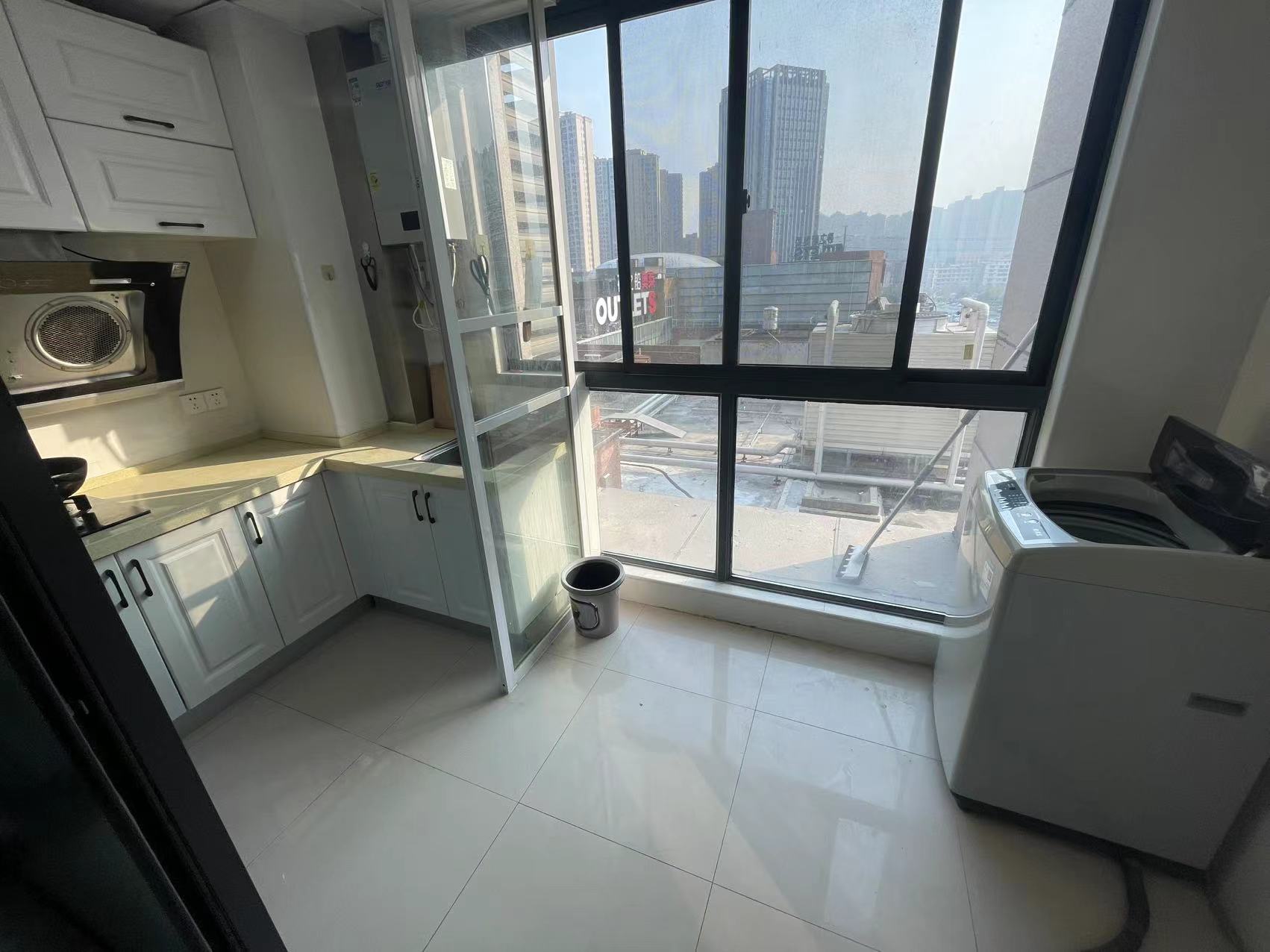 明发国际城 1室1厅1卫 1500.0元/月 明发国际城 1室1厅1卫 1500.0元/月室内图