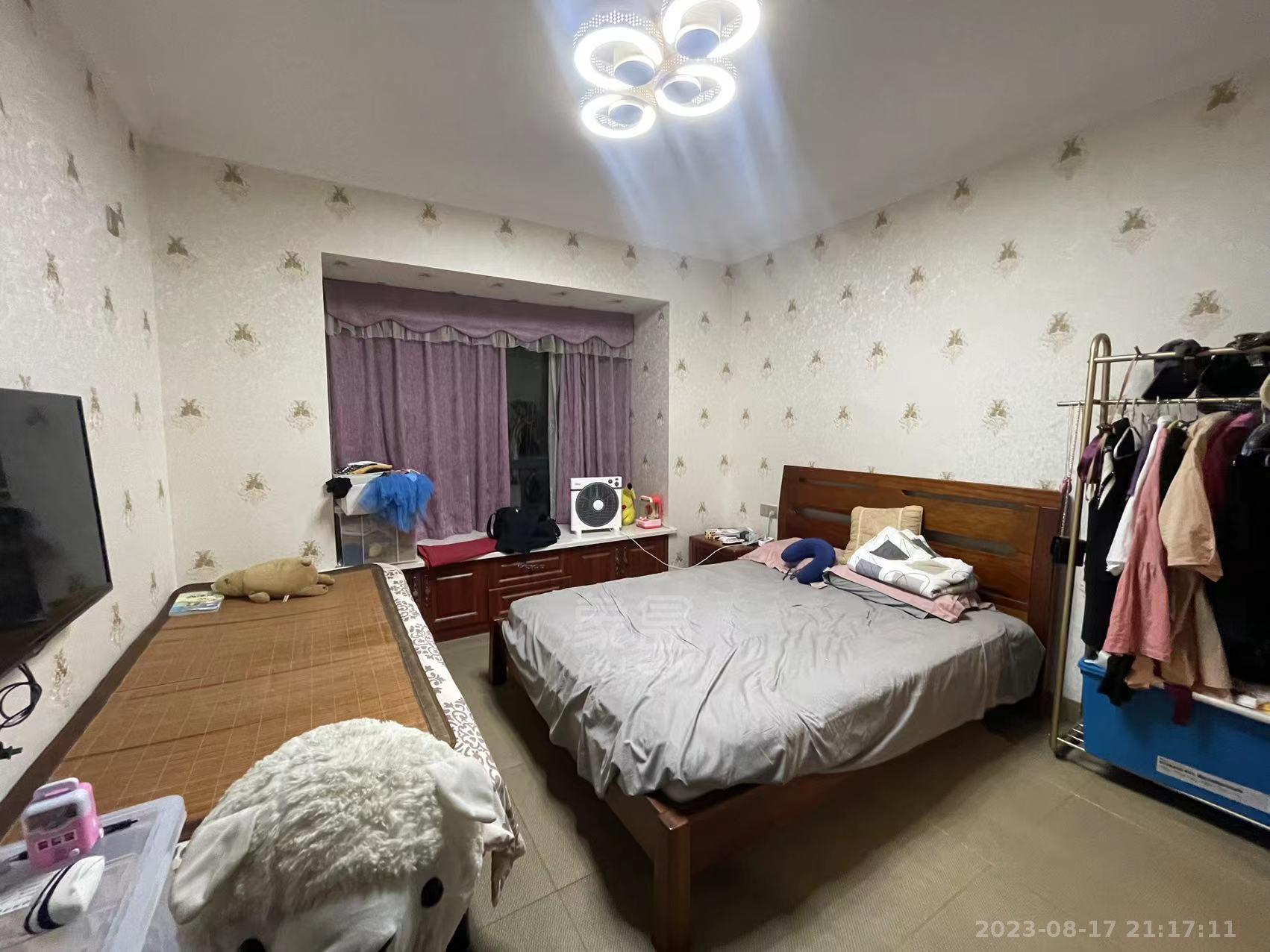 中建御山和苑  3室2厅2卫   2500.00元/月室内图