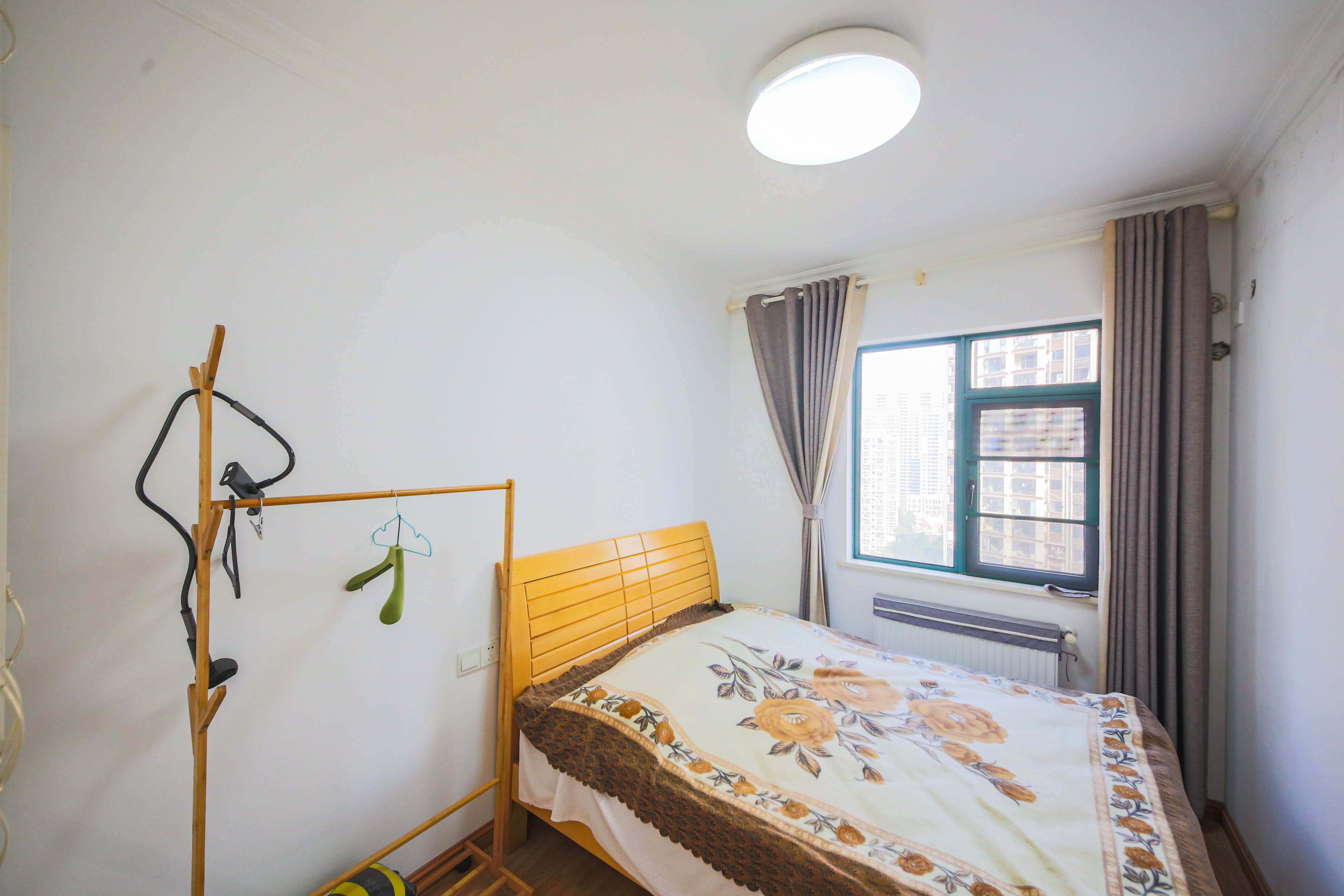 克拉美丽山庄(晟领国际) 4室2厅2卫 140.0万 克拉美丽山庄(晟领国际) 4室2厅2卫 140.0万卧室