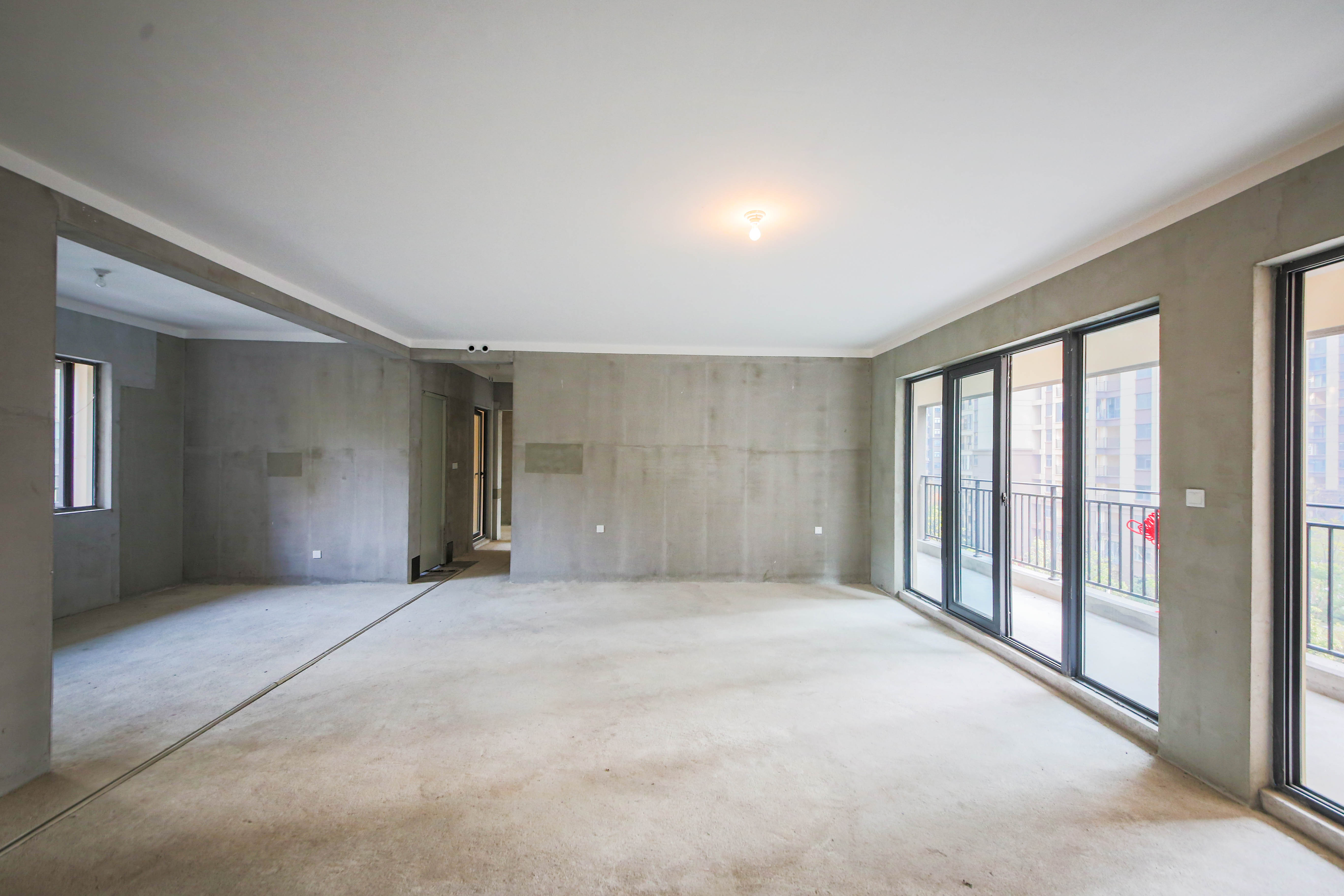 中建钰和城  4室2厅3卫    260.0万 中建钰和城  4室2厅3卫    260.0万客厅