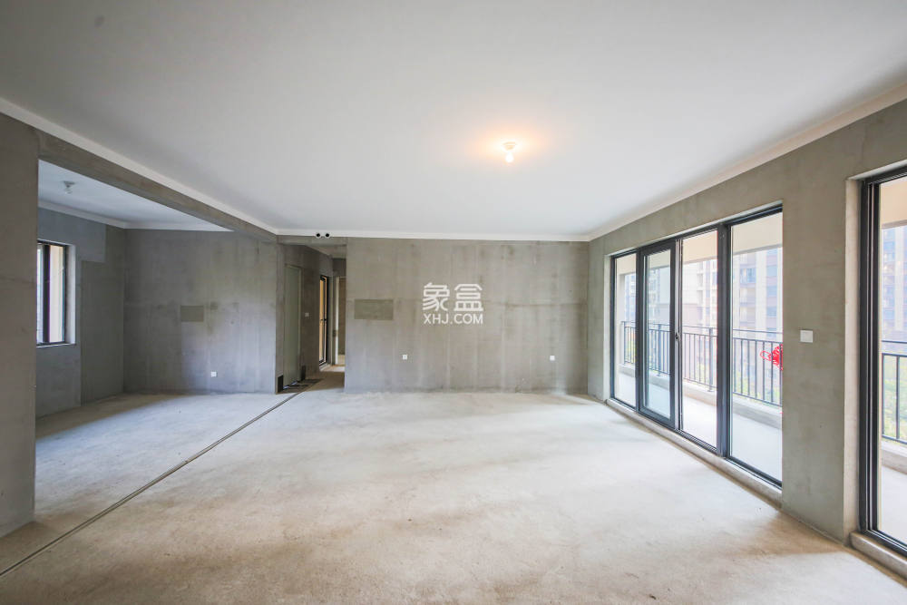 中建钰和城  4室2厅3卫    248.0万