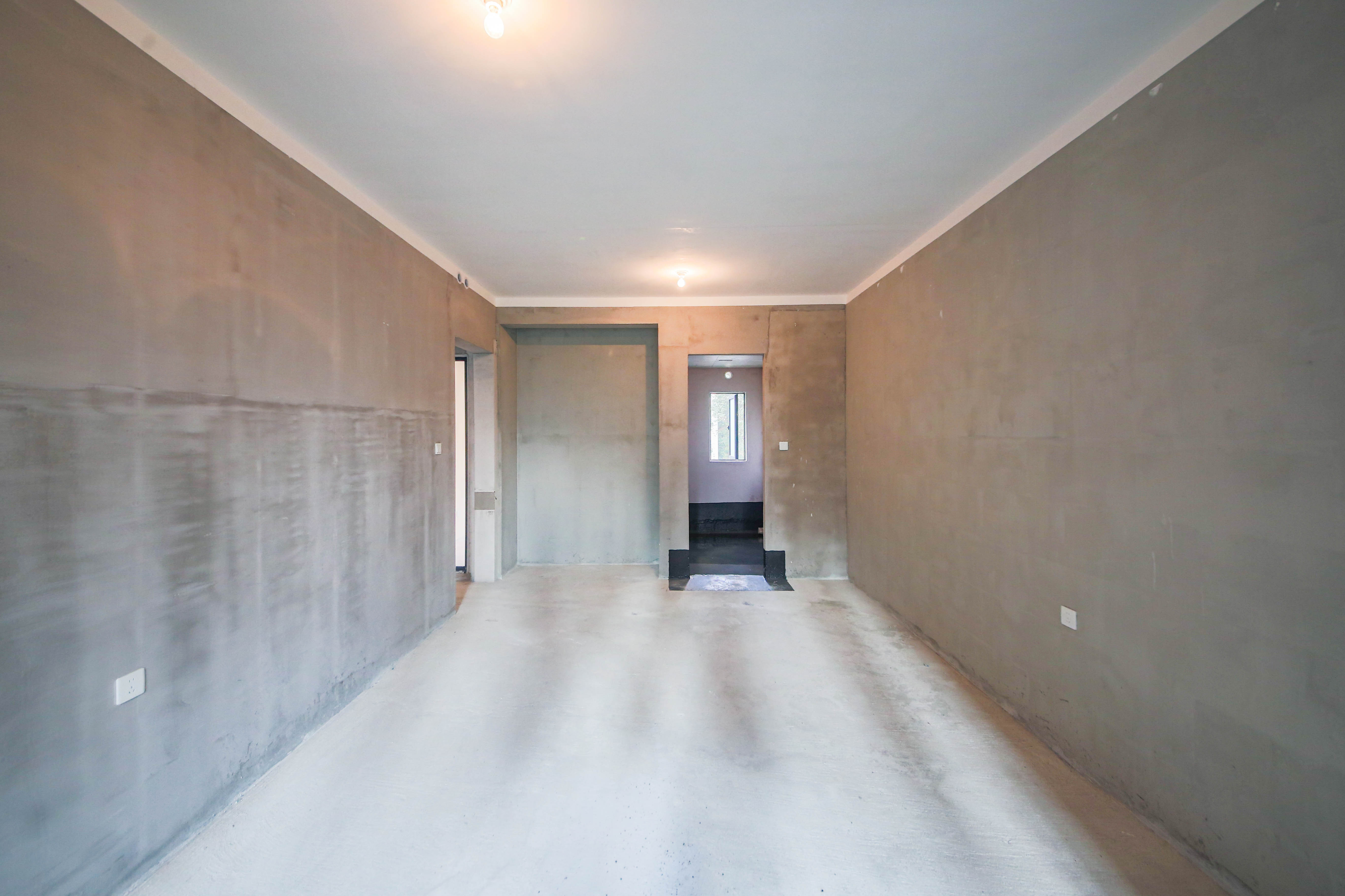 中建钰和城  4室2厅3卫    260.0万 中建钰和城  4室2厅3卫    260.0万卧室