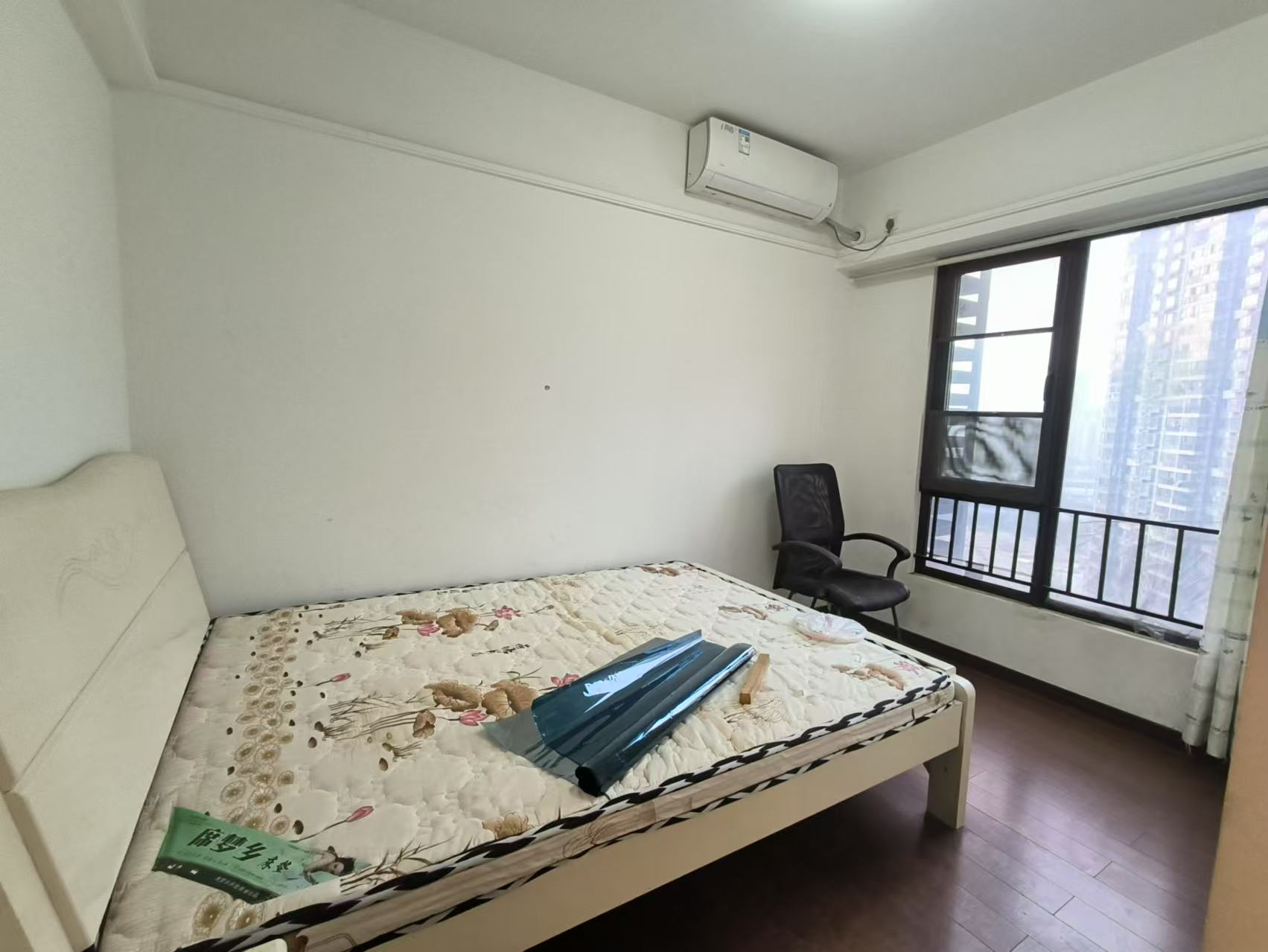 万科魅力之城非凡里 3室2厅1卫 2500.0元/月 万科魅力之城非凡里 3室2厅1卫 2500.0元/月室内图