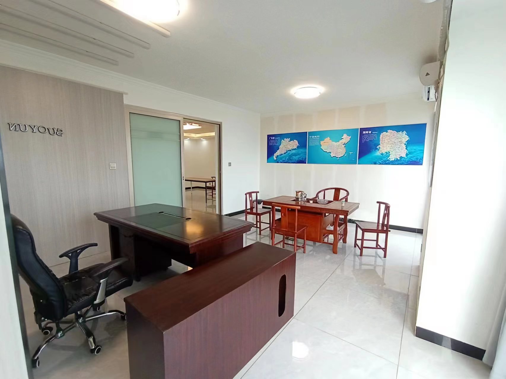 财富港湾(绿领大厦) 3室2厅1卫 4200.0元/月 财富港湾(绿领大厦) 3室2厅1卫 4200.0元/月室内图