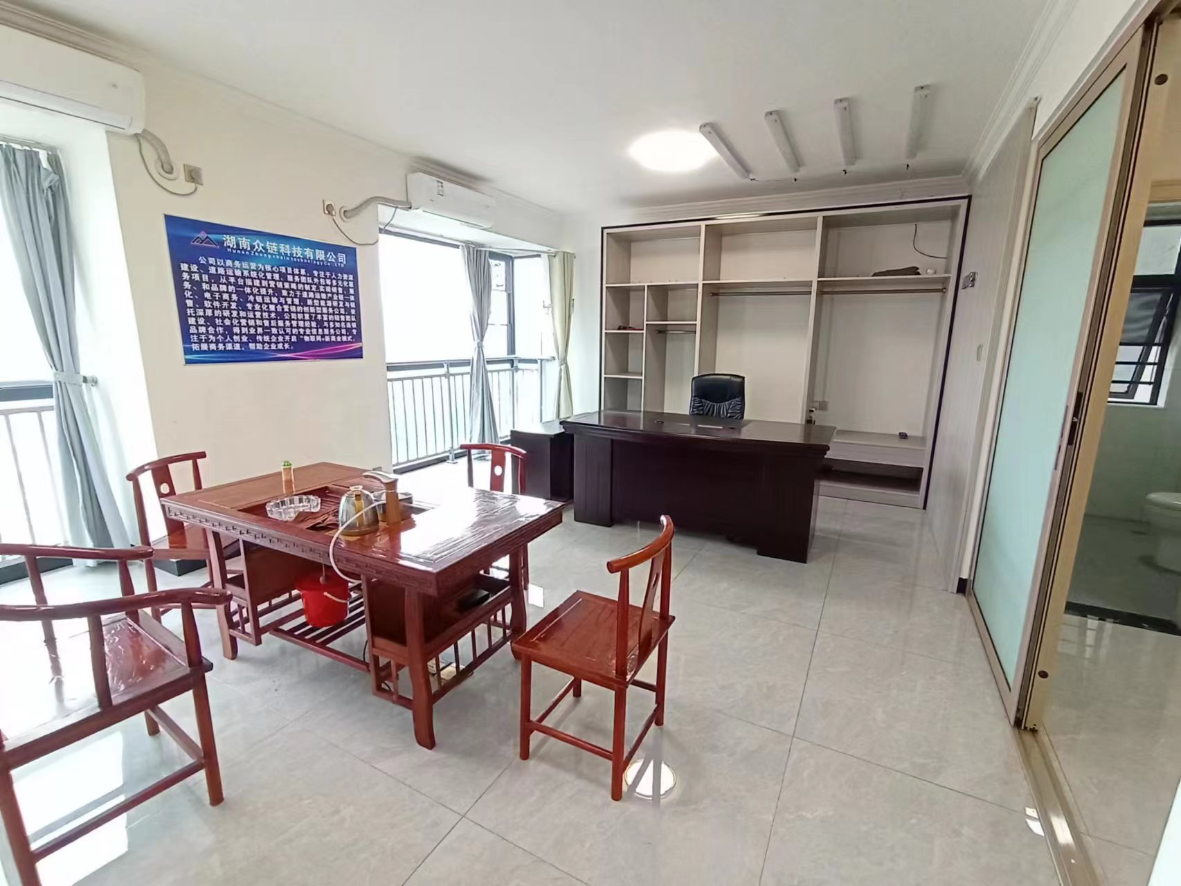 财富港湾（绿领大厦）  3室2厅1卫    4200.0元/月室内图