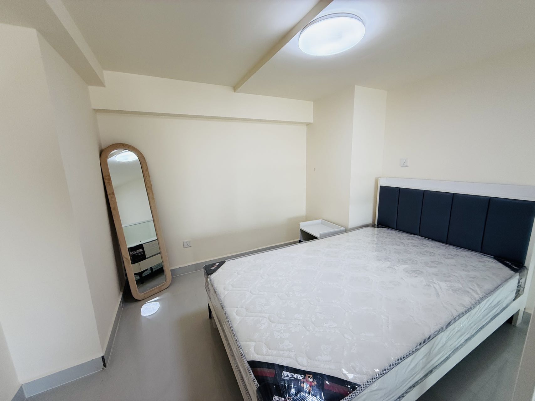 万科紫台  1室1厅1卫   2300.00元/月室内图