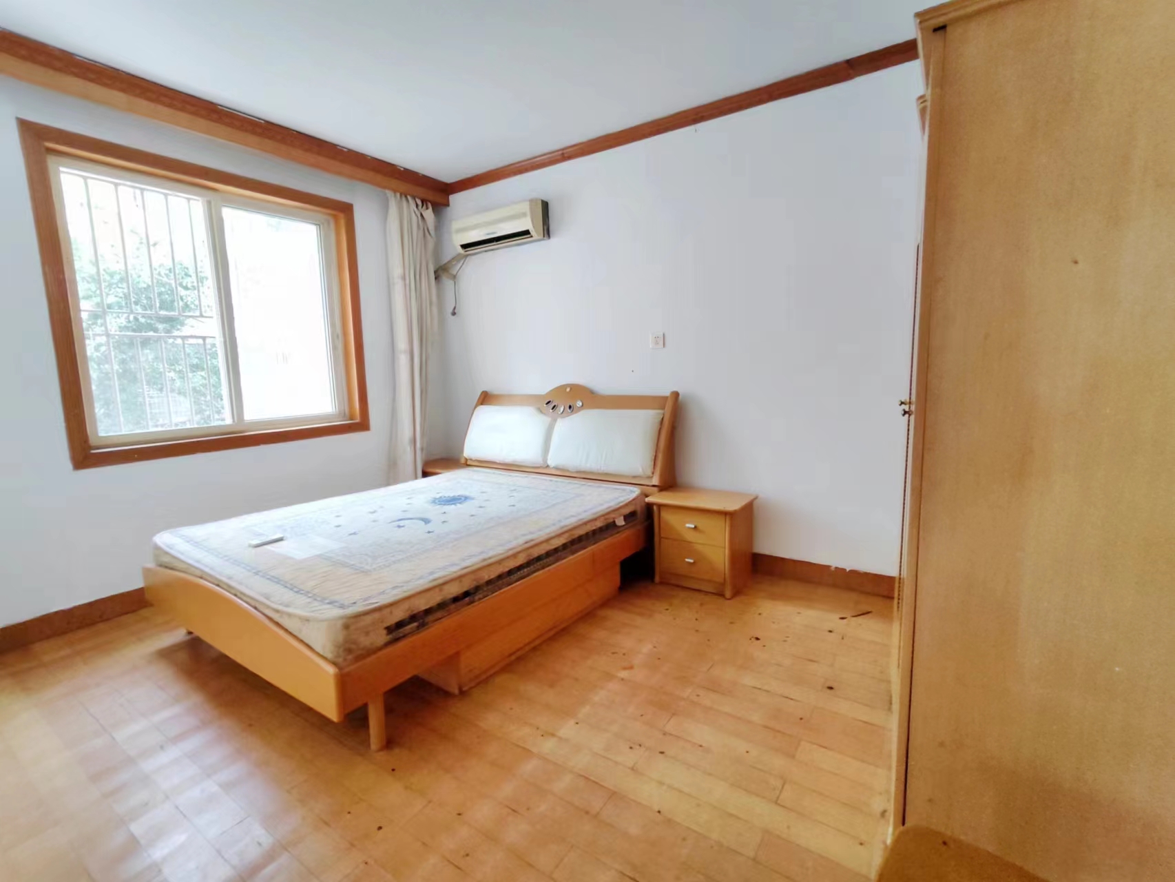 德政园 3室2厅1卫 2000.0元/月 德政园 3室2厅1卫 2000.0元/月室内图