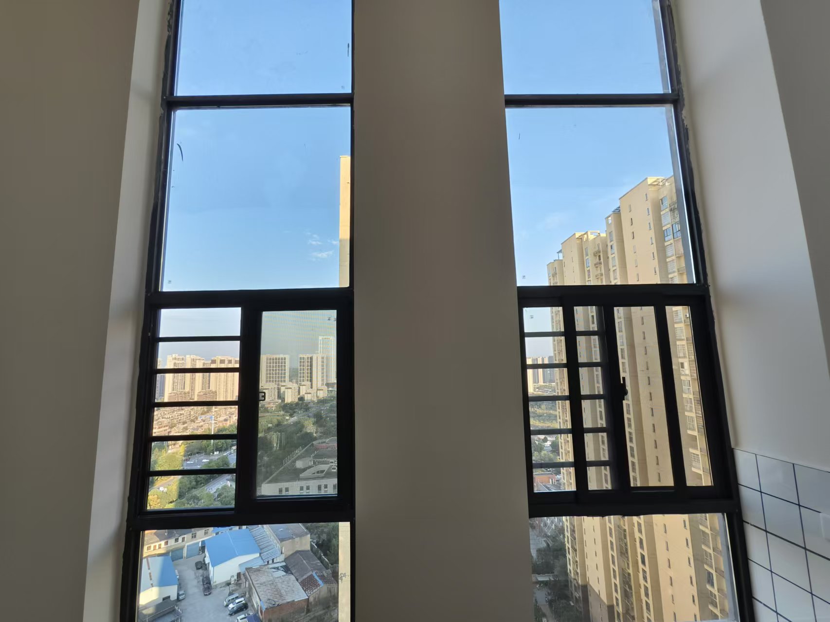 MOMA当代广场  1室1厅1卫    1400.0元/月室内图