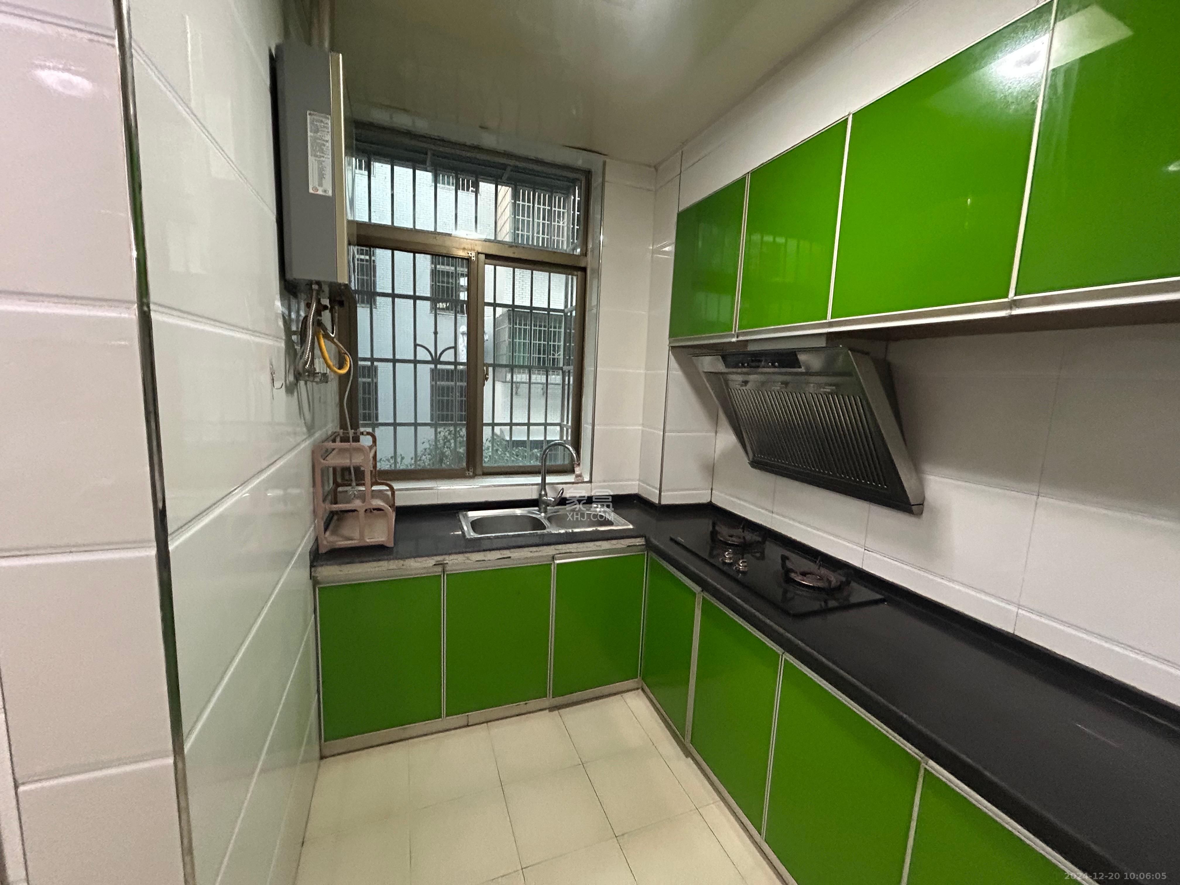 金桂小区一期 3室2厅1卫 1800.0元/月 金桂小区一期 3室2厅1卫 1800.0元/月室内图