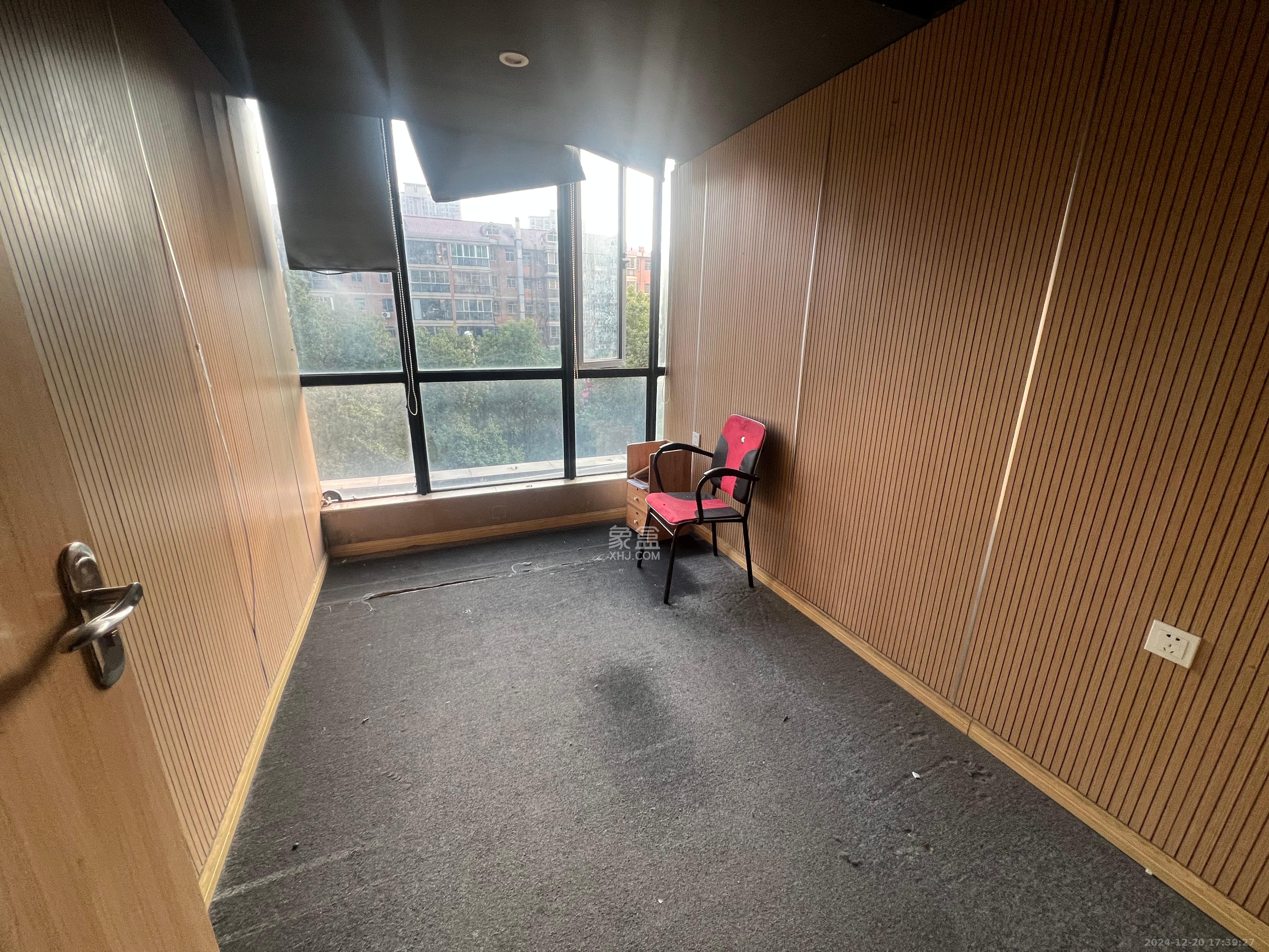 博林金谷   893.79㎡     37500.00元/月室内图
