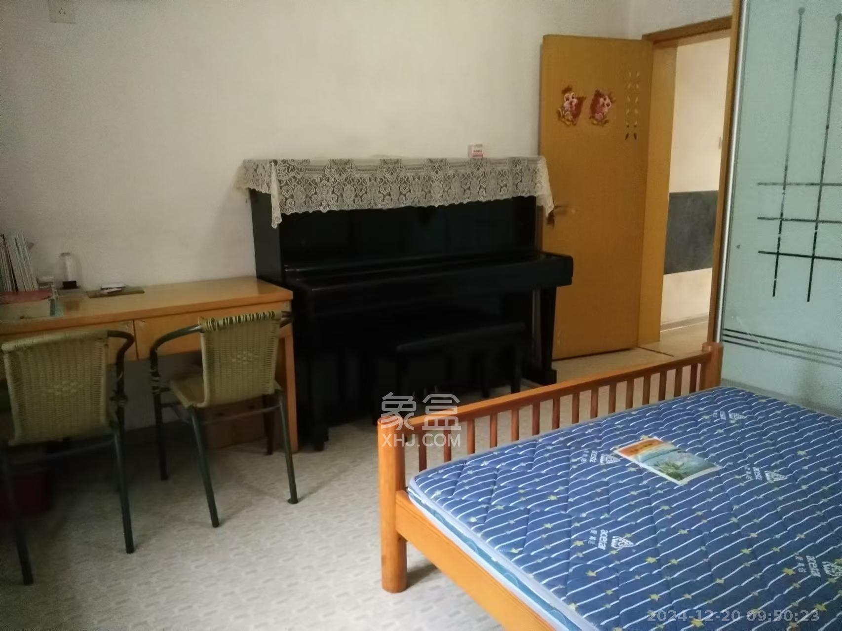 鑫天芙蓉 2室2厅1卫 1700.0元/月 鑫天芙蓉 2室2厅1卫 1700.0元/月室内图