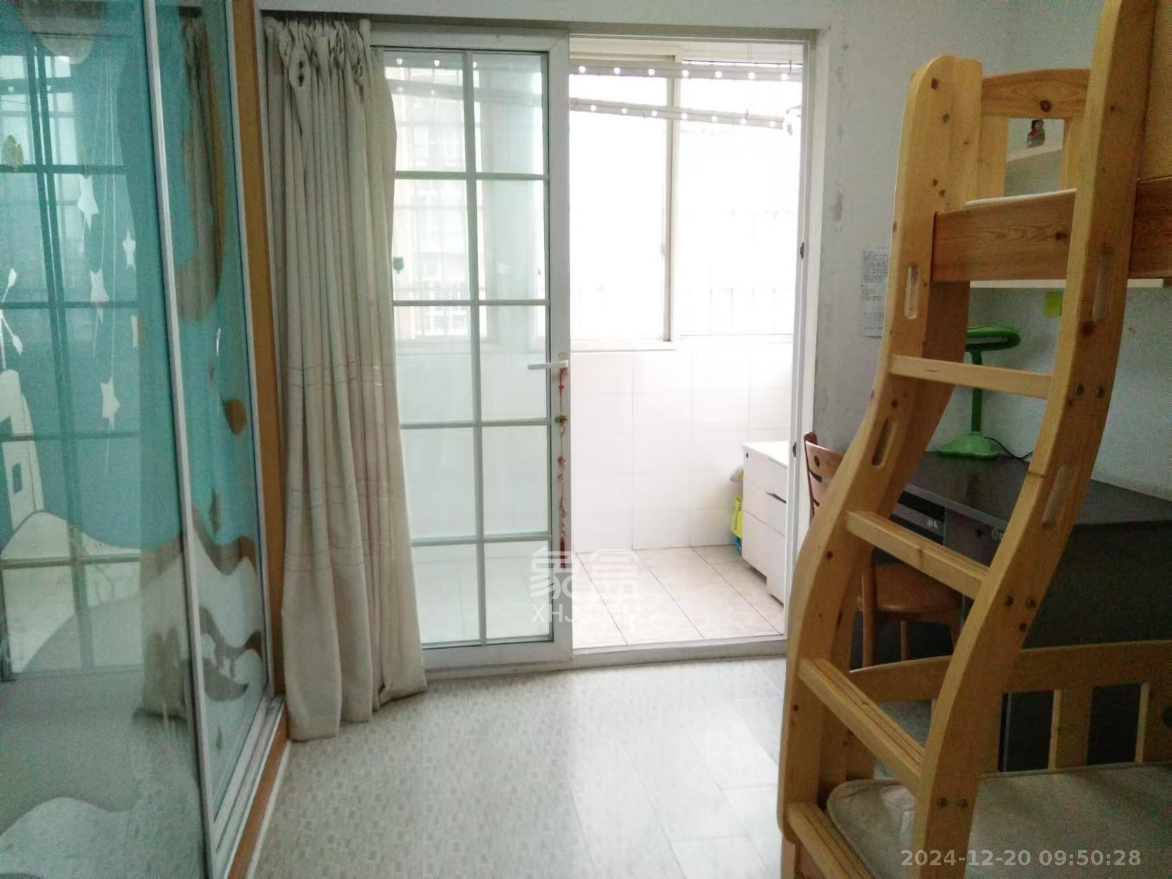 鑫天芙蓉 2室2厅1卫 1700.0元/月 鑫天芙蓉 2室2厅1卫 1700.0元/月室内图