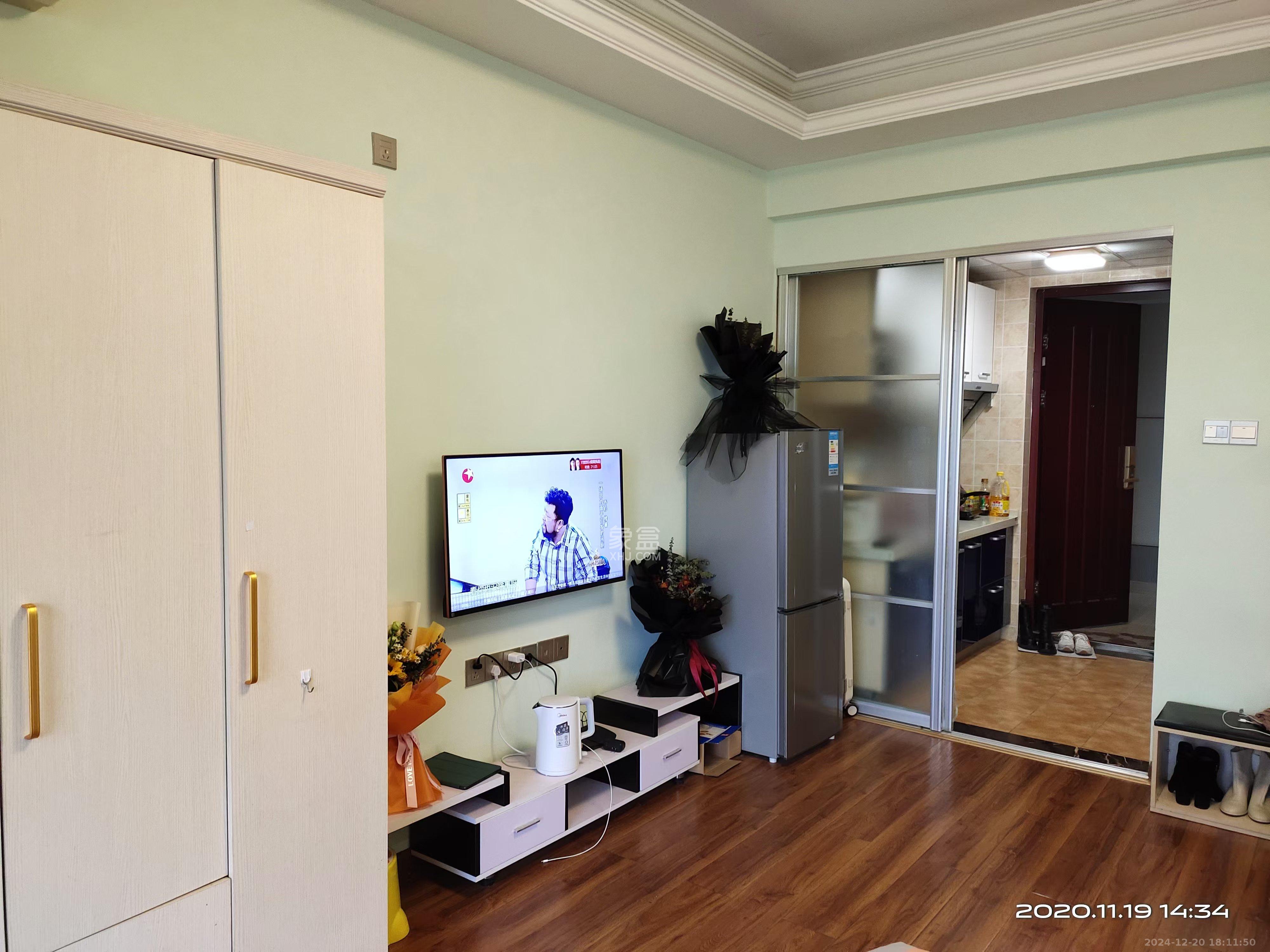 京武浪琴山一、二期 1室1厅1卫 1700.0元/月 京武浪琴山一、二期 1室1厅1卫 1700.0元/月室内图