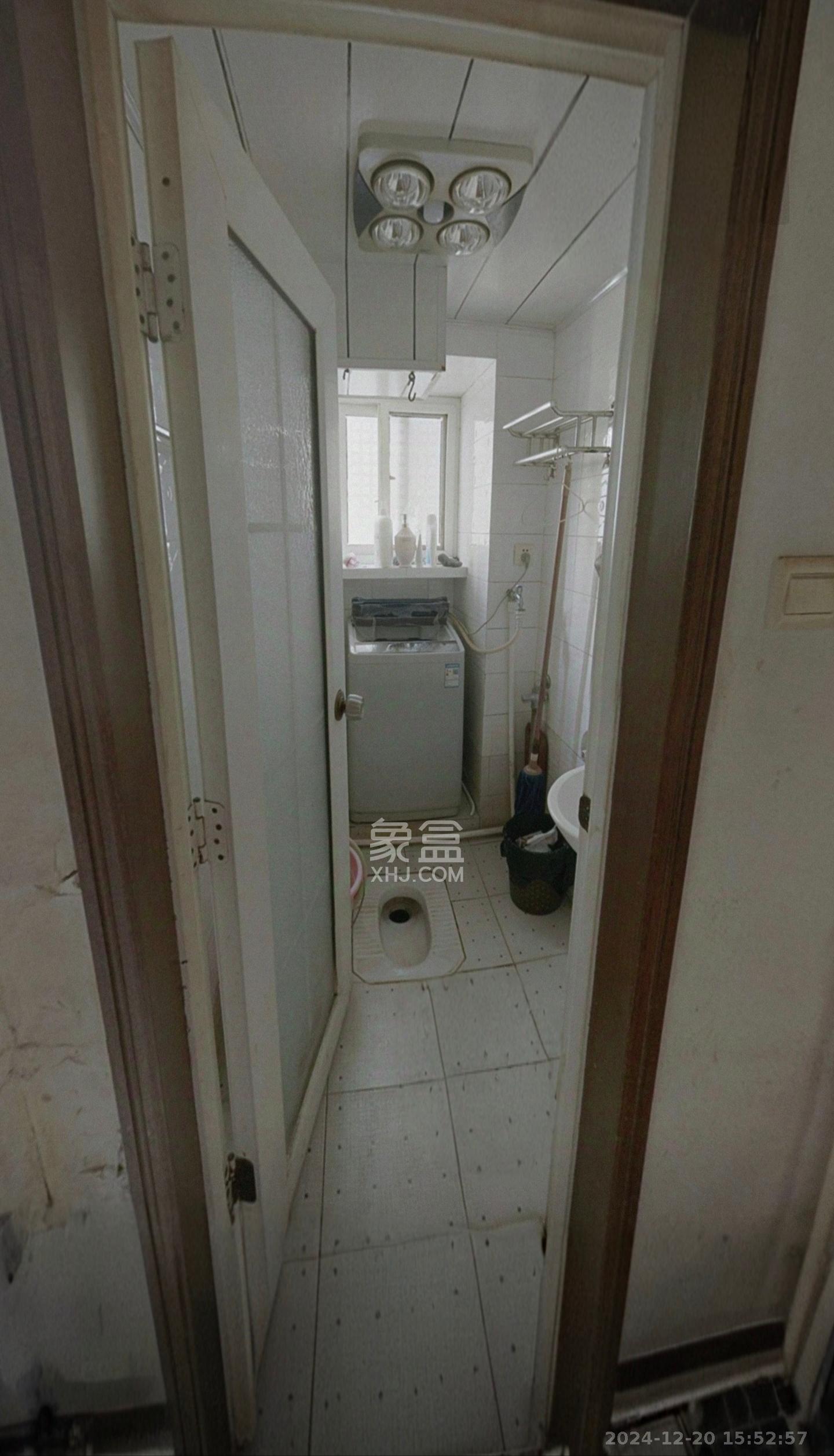 茶园坡社区(原王家冲社区)  1室0厅0卫    1500.0元/月 茶园坡社区(原王家冲社区)  1室0厅0卫    1500.0元/月室内图