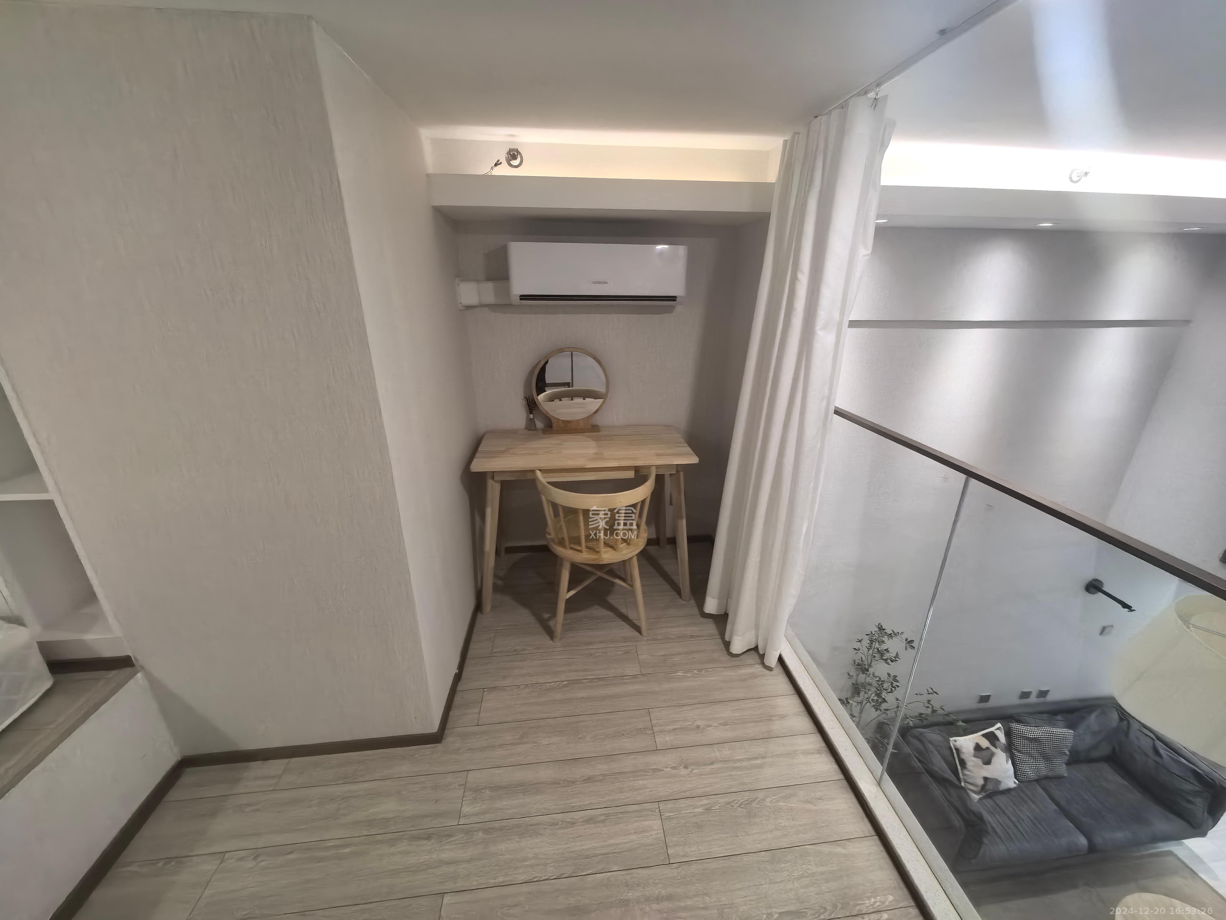 华远华时代  2室2厅1卫   2600.00元/月室内图