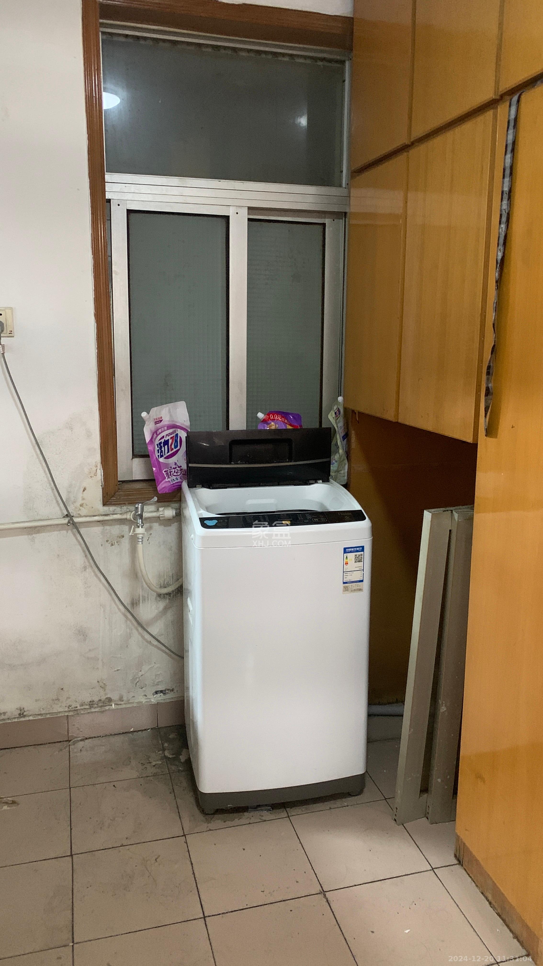 远东公寓  3室2厅1卫   3200.00元/月室内图