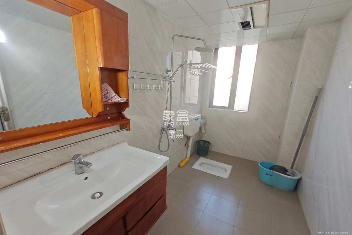 梅溪鑫苑名家 3室2厅1卫 2400.0元/月 梅溪鑫苑名家 3室2厅1卫 2400.0元/月室内图