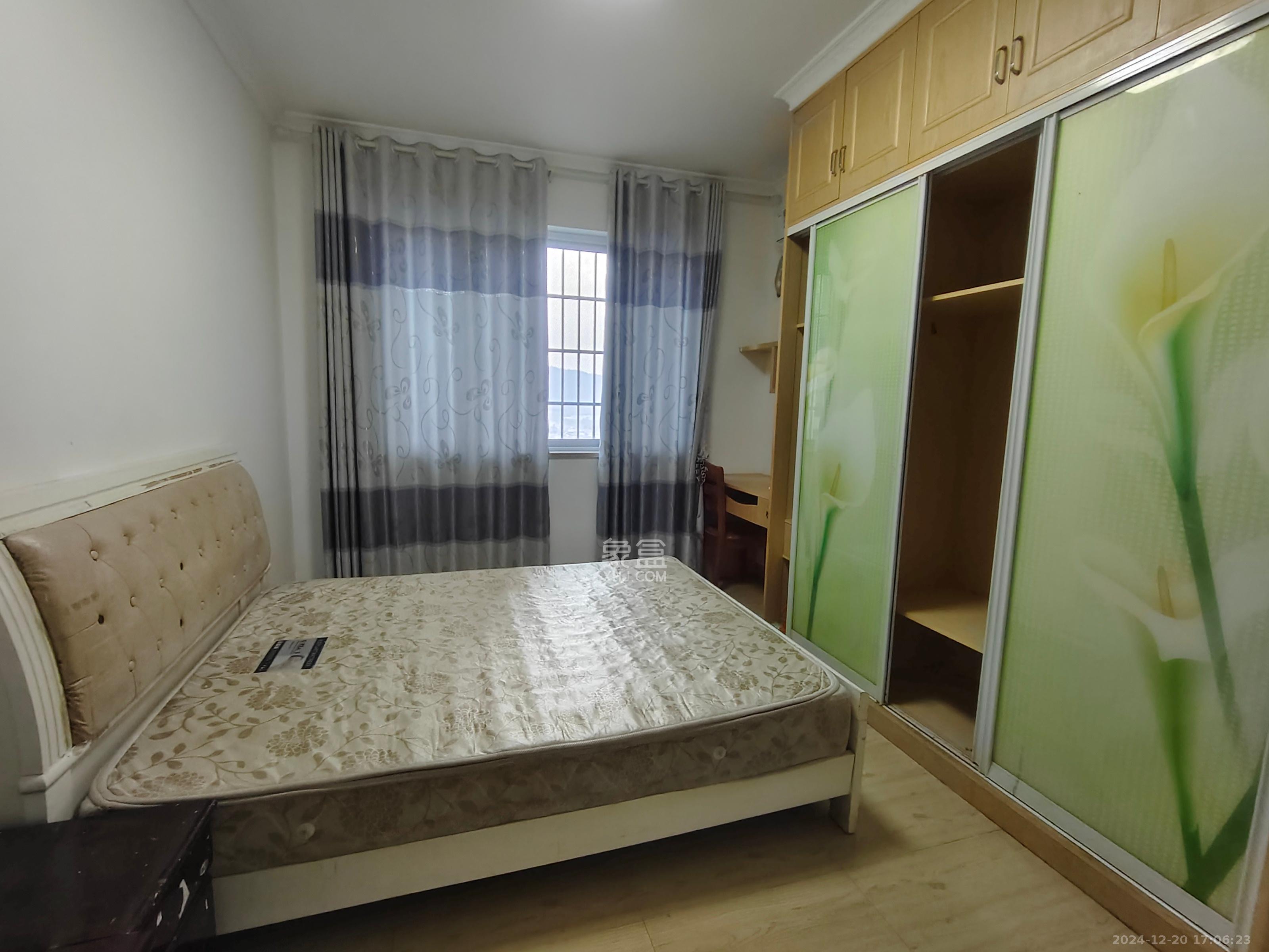 嘉顺苑 3室1厅2卫 2600.0元/月 嘉顺苑 3室1厅2卫 2600.0元/月室内图