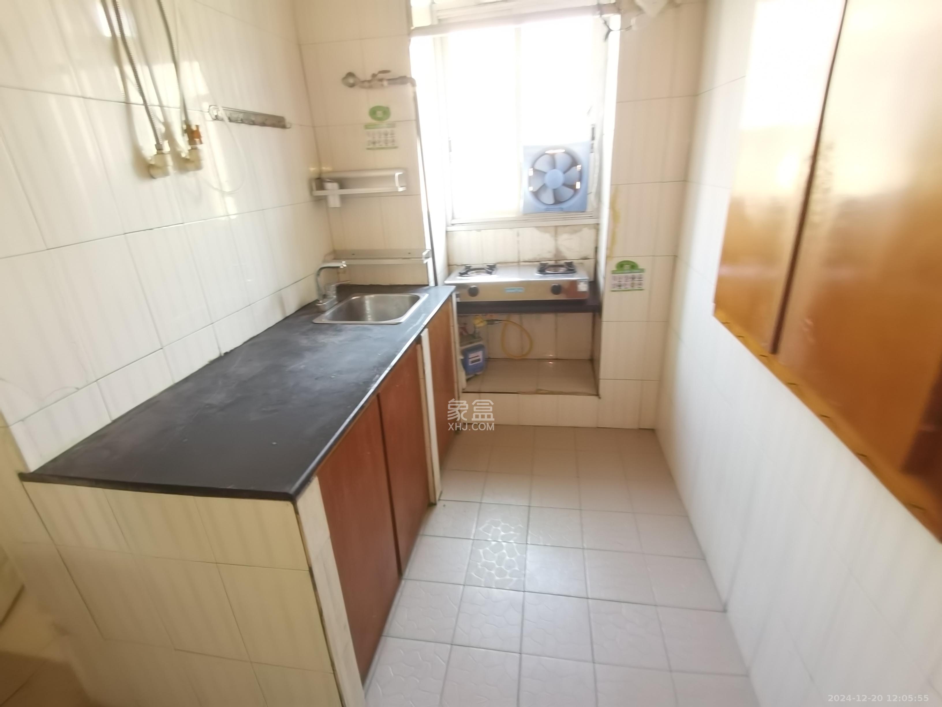 中建五局信和苑四区  2室2厅1卫    1000.0元/月室内图