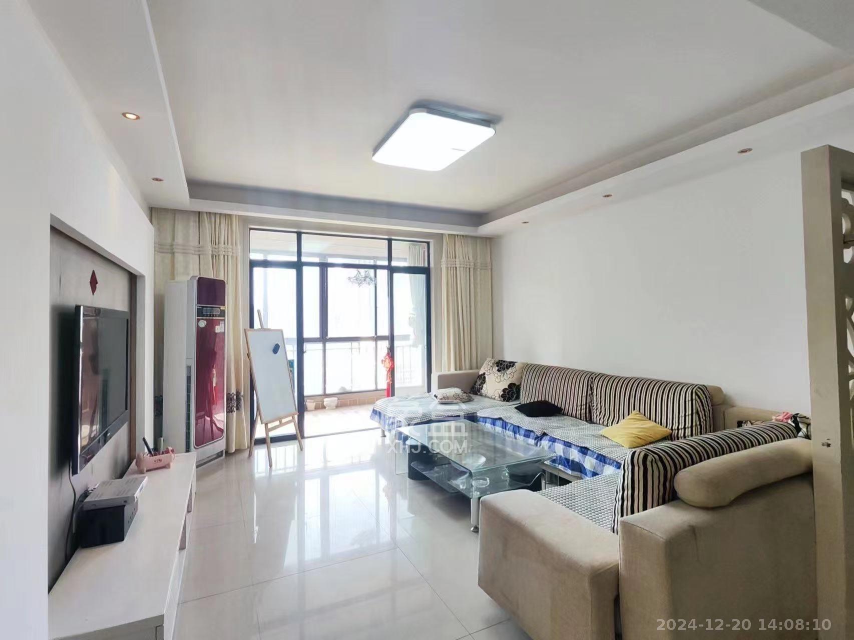 华润凤凰城一期 3室2厅2卫 1800.0元/月 华润凤凰城一期 3室2厅2卫 1800.0元/月室内图